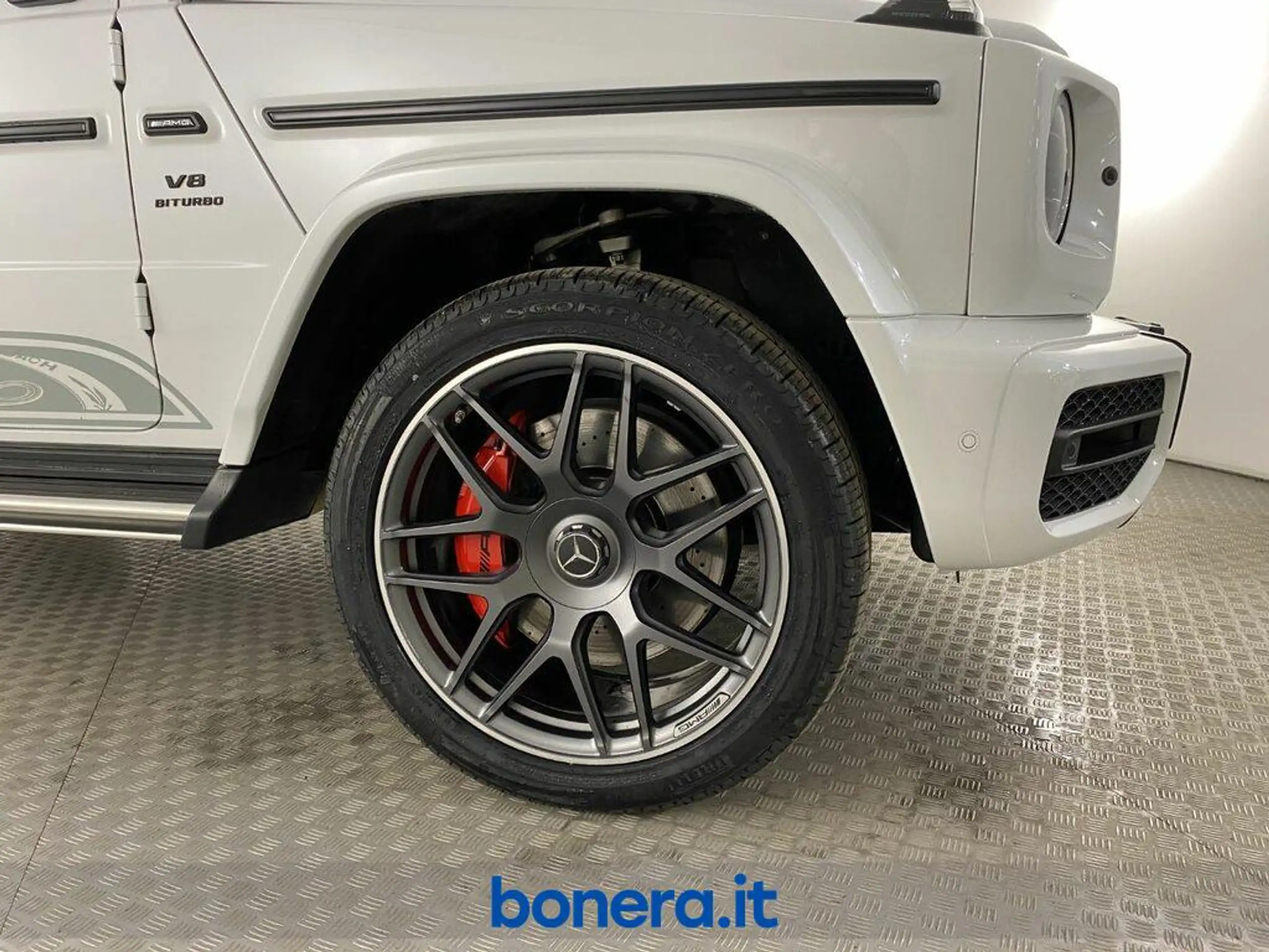 Mercedes-Benz - G 63 AMG