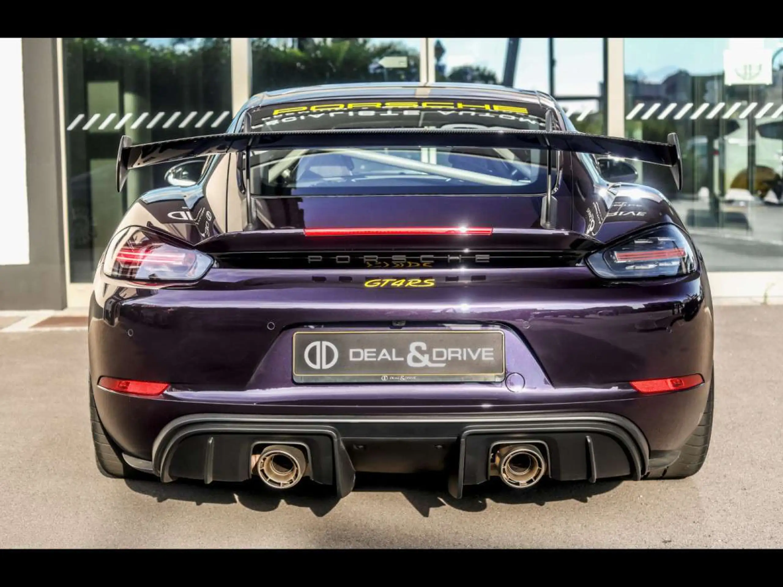 Porsche - Cayman