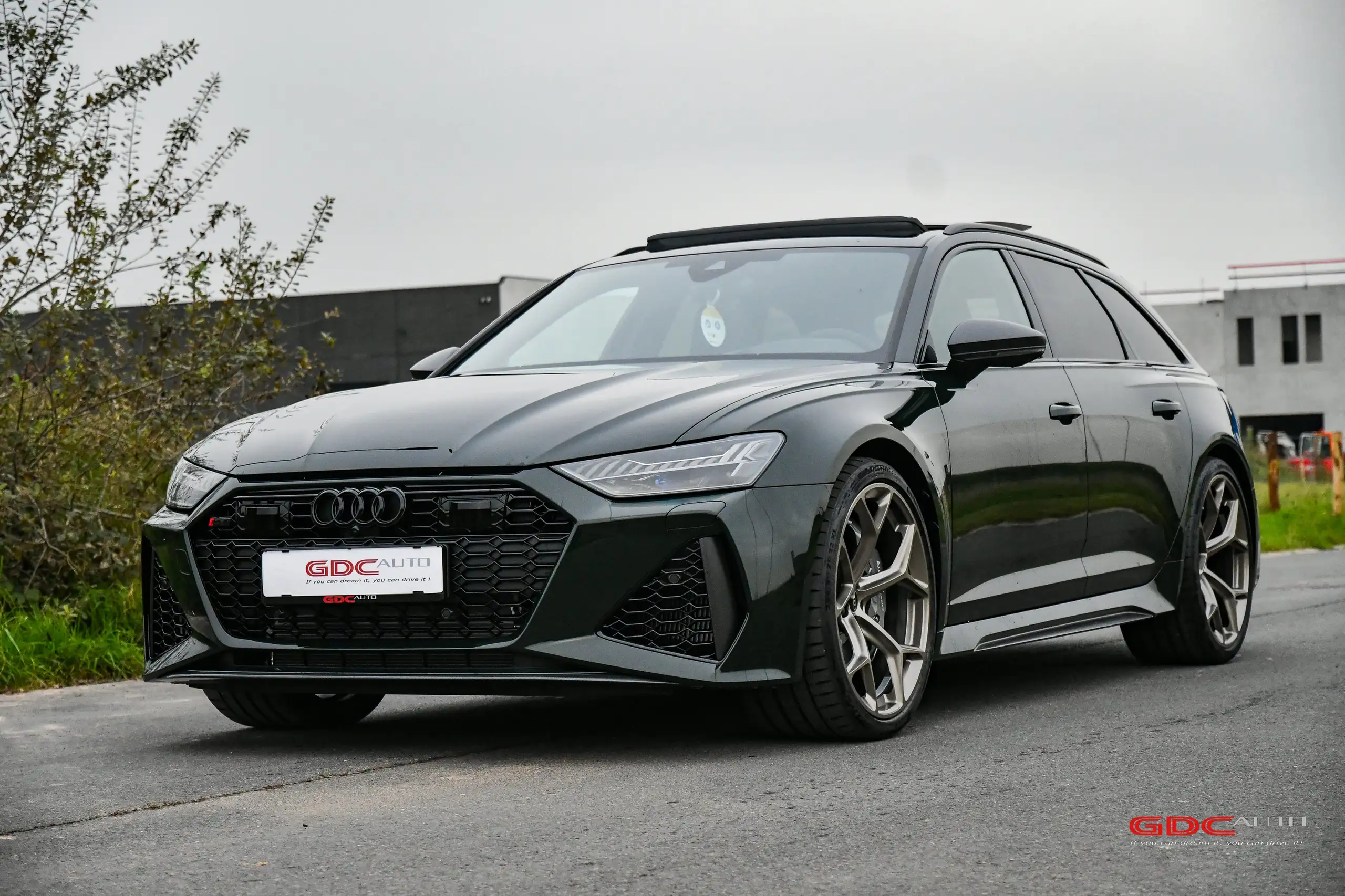 Audi - RS6