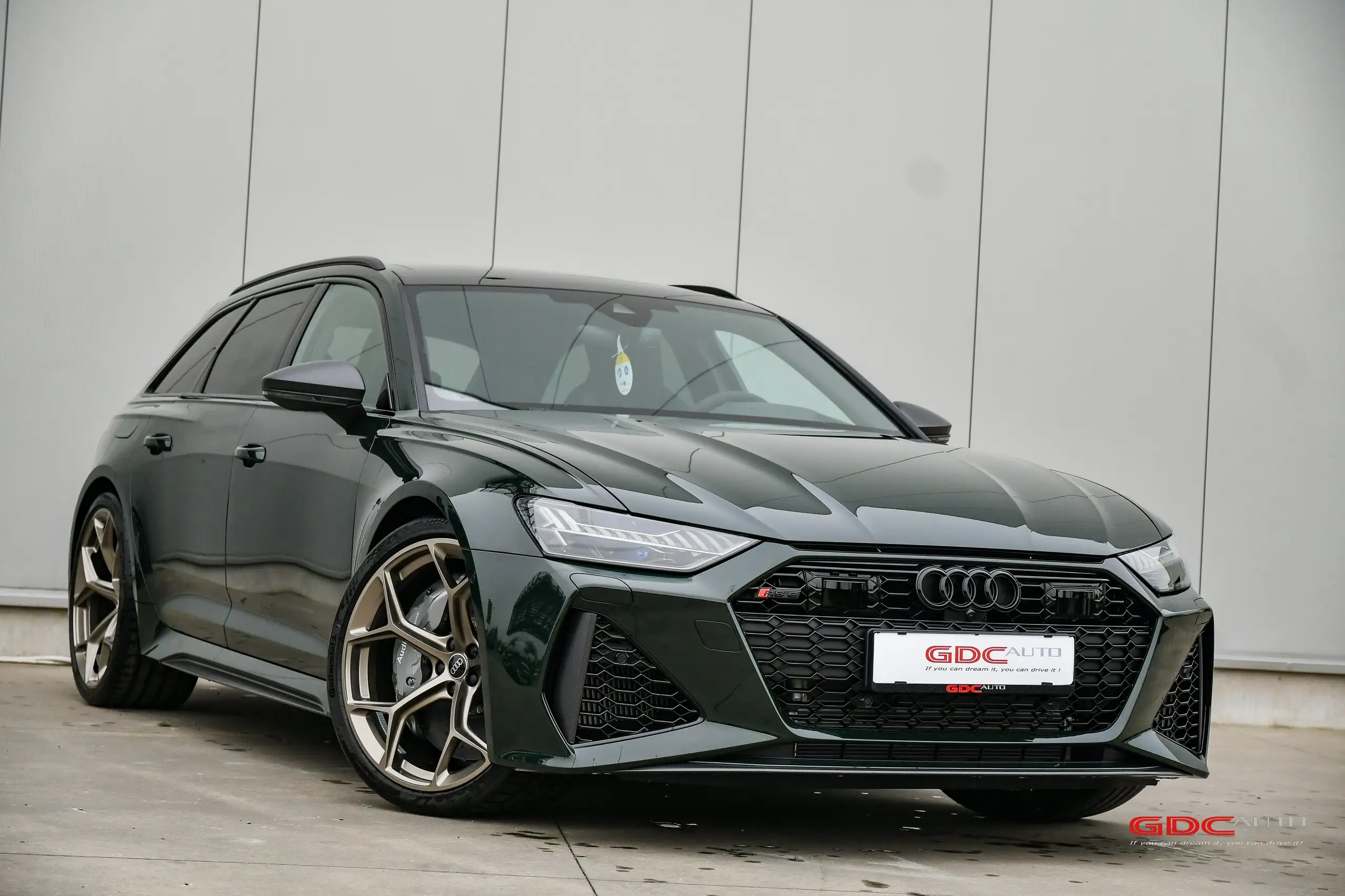 Audi - RS6