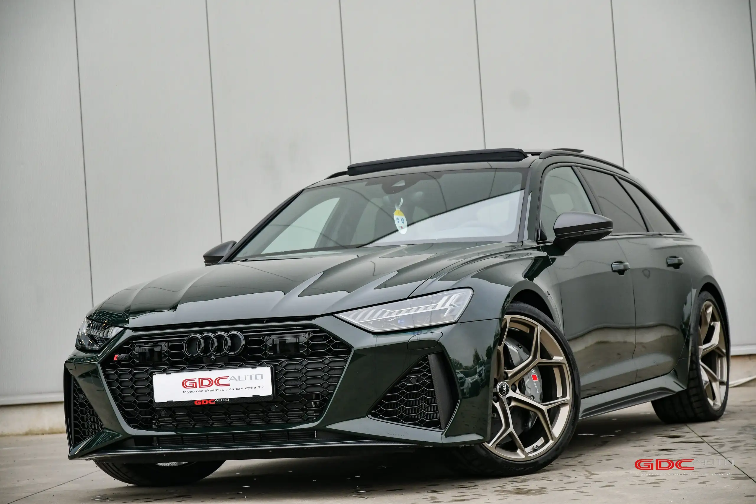 Audi - RS6