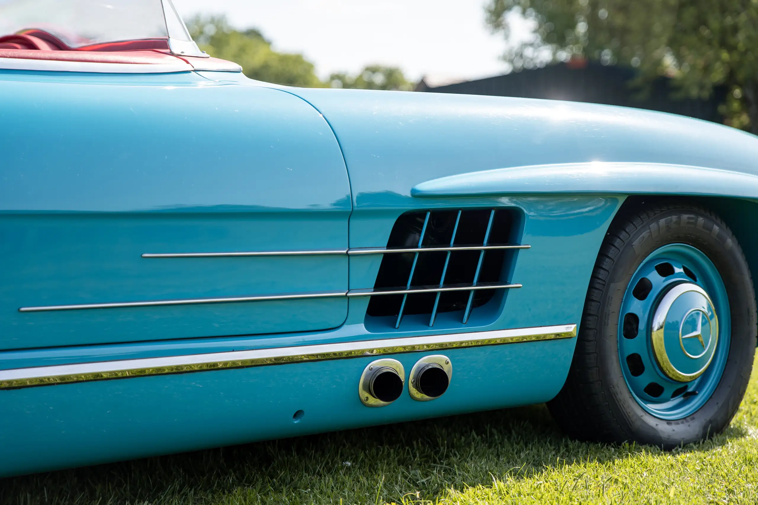 Mercedes-Benz - SL 300