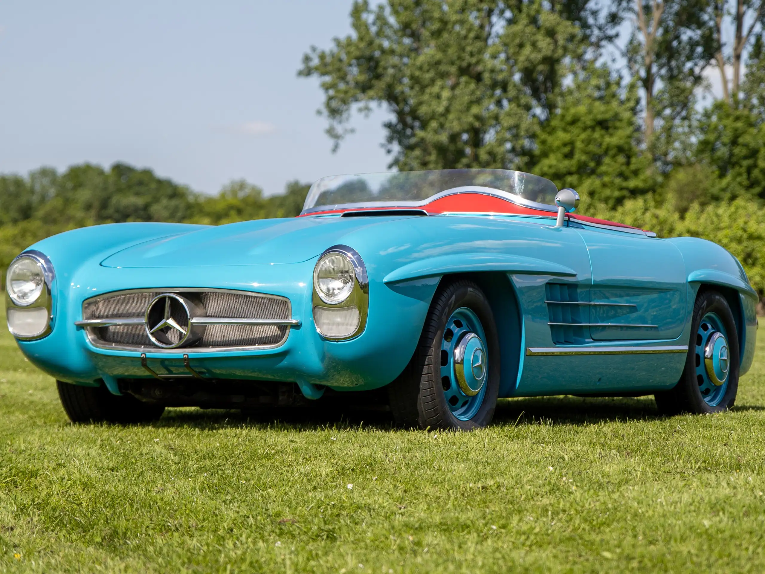 Mercedes-Benz - SL 300