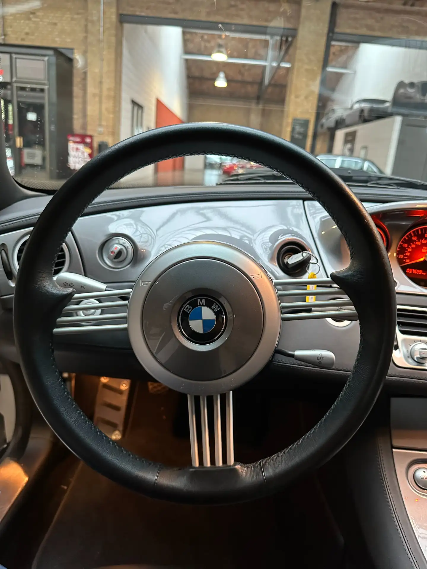 BMW - Z8