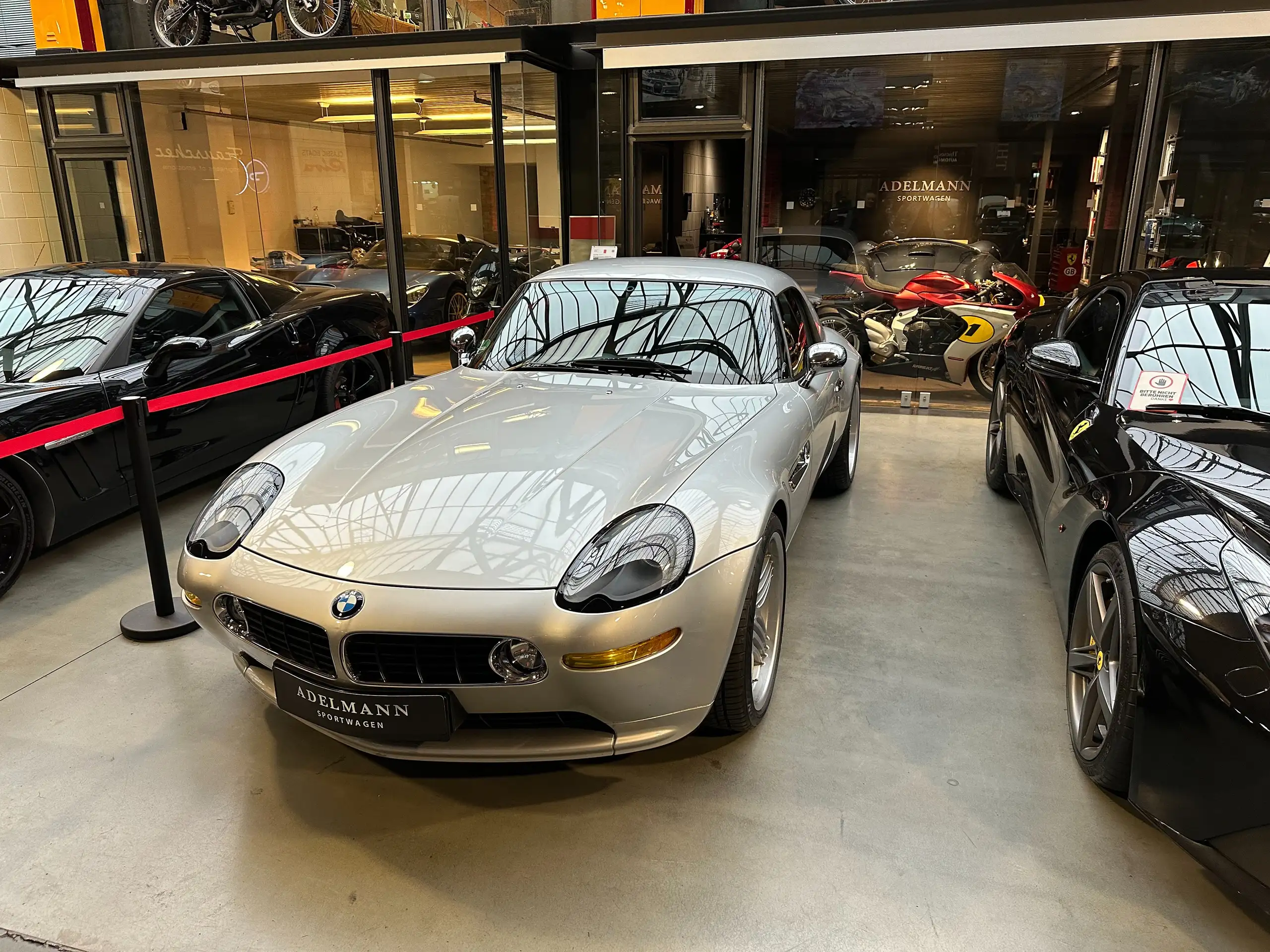 BMW - Z8