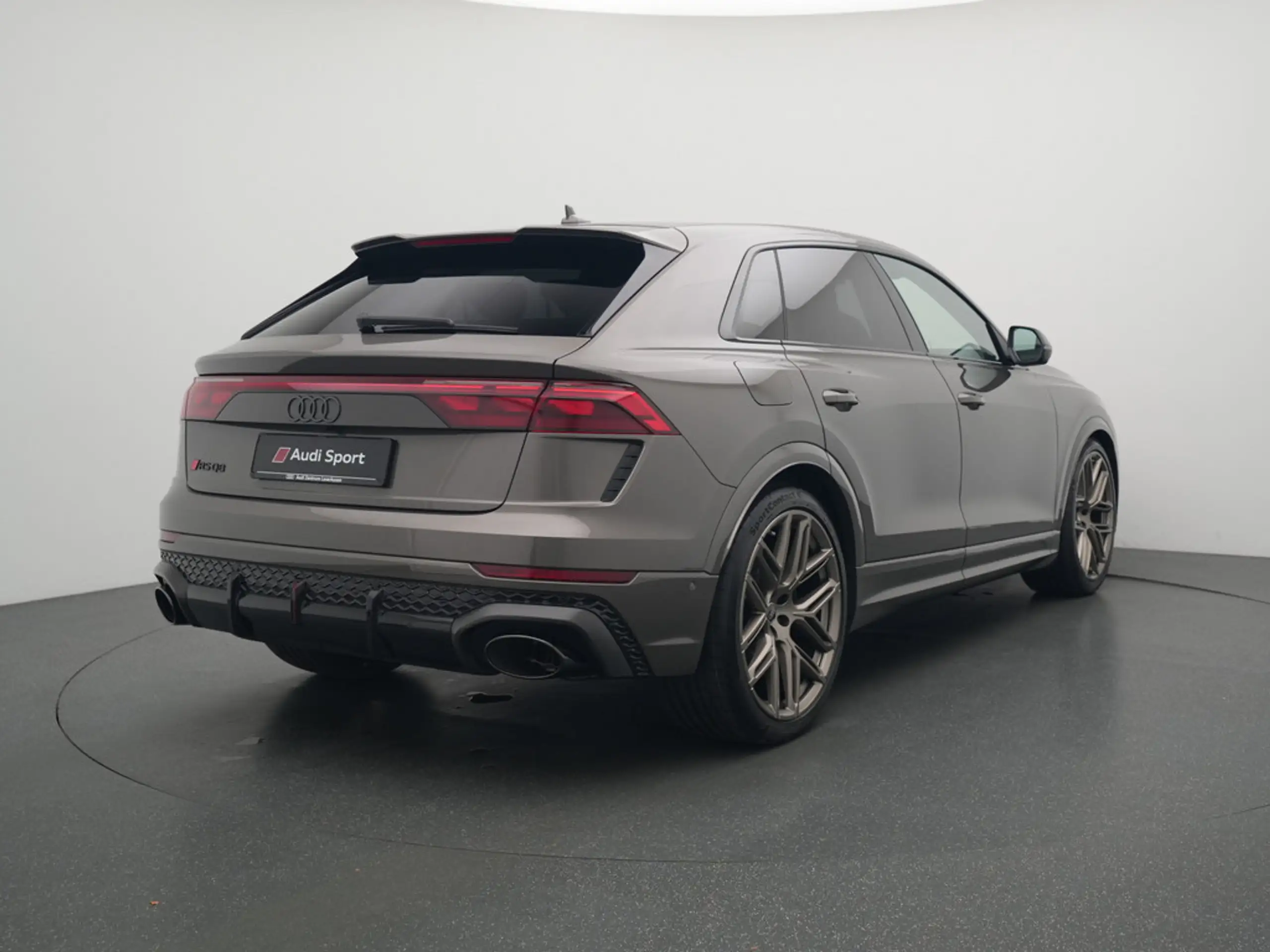 Audi - RS Q8