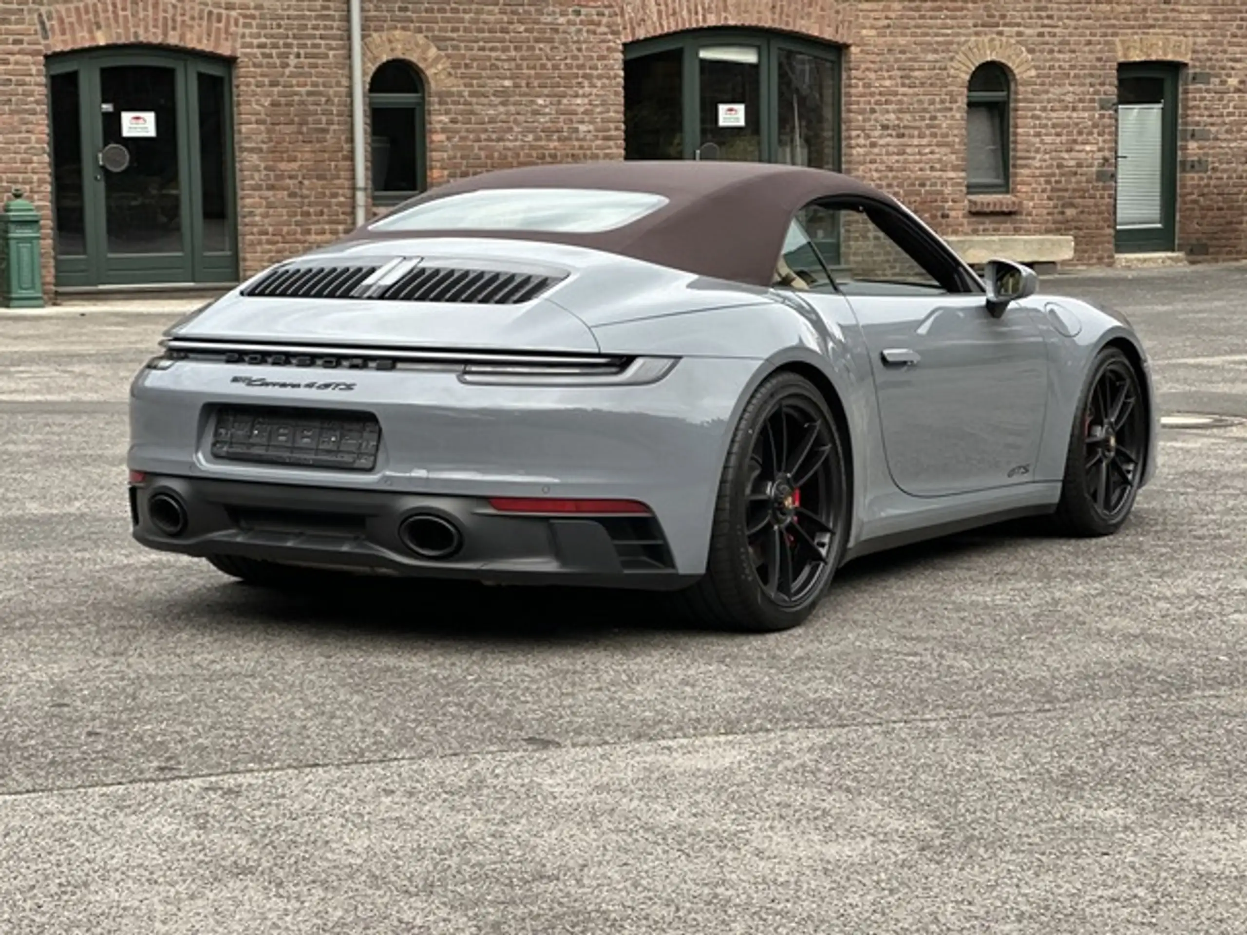 Porsche - 992