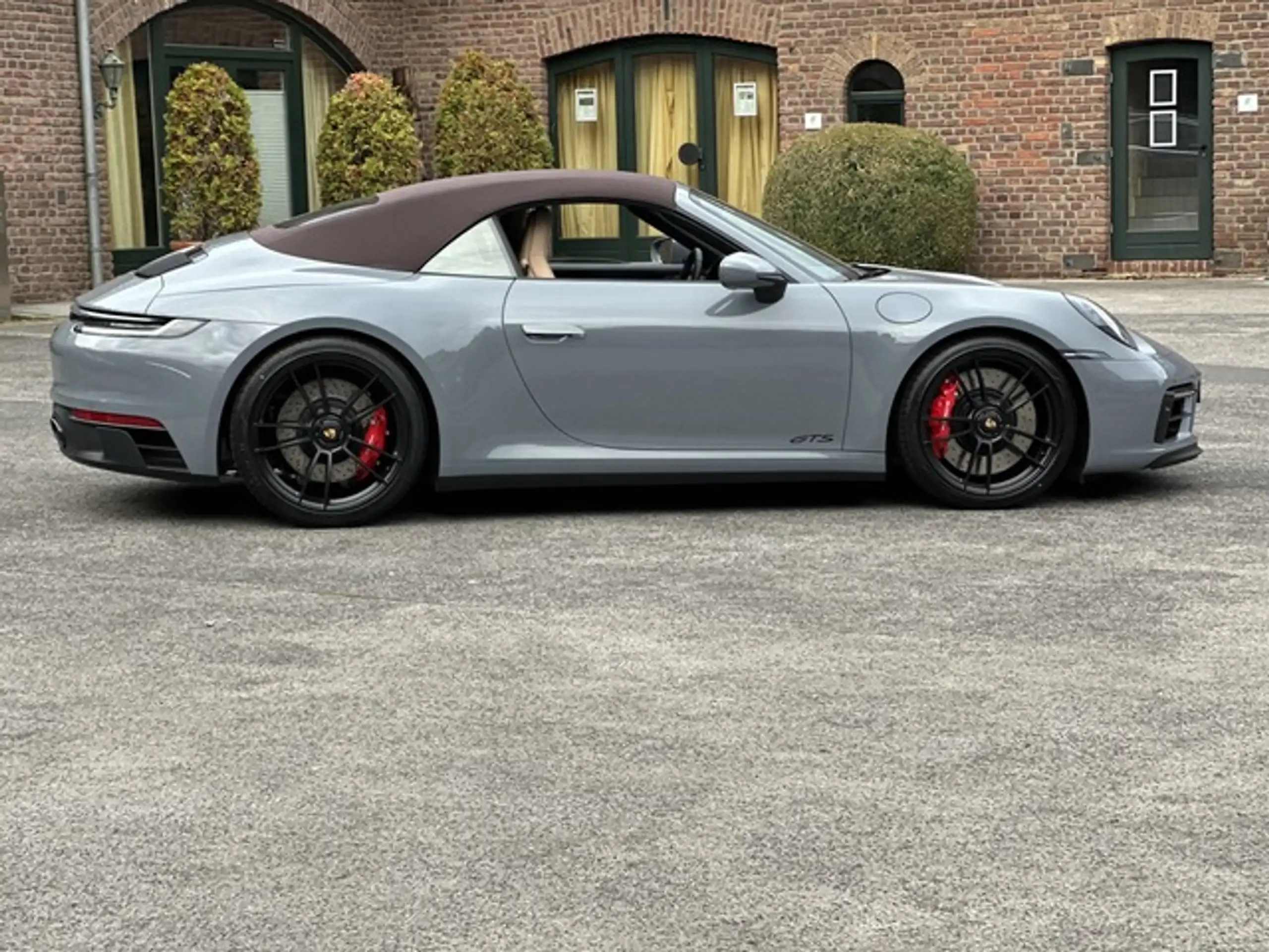 Porsche - 992