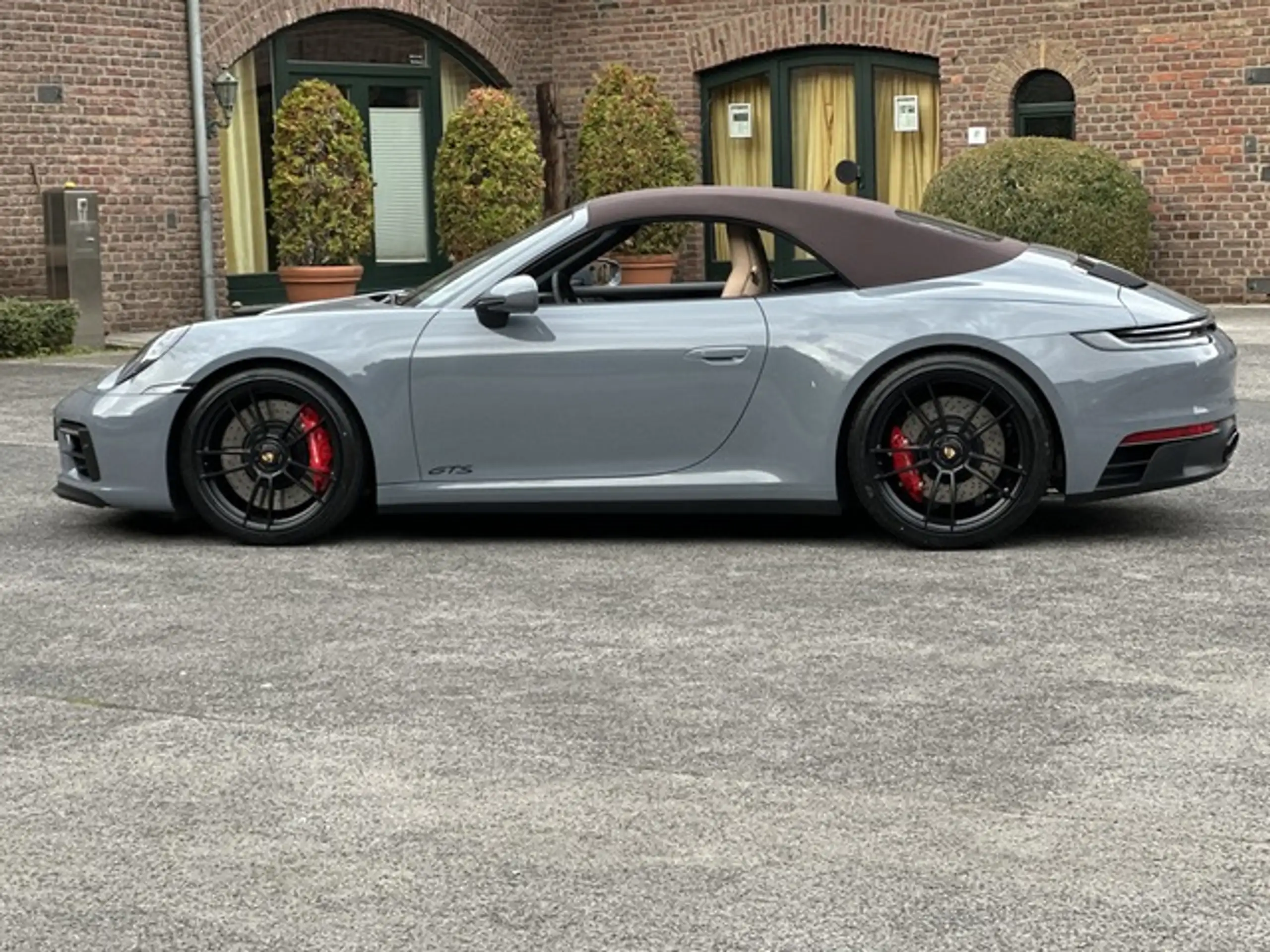 Porsche - 992