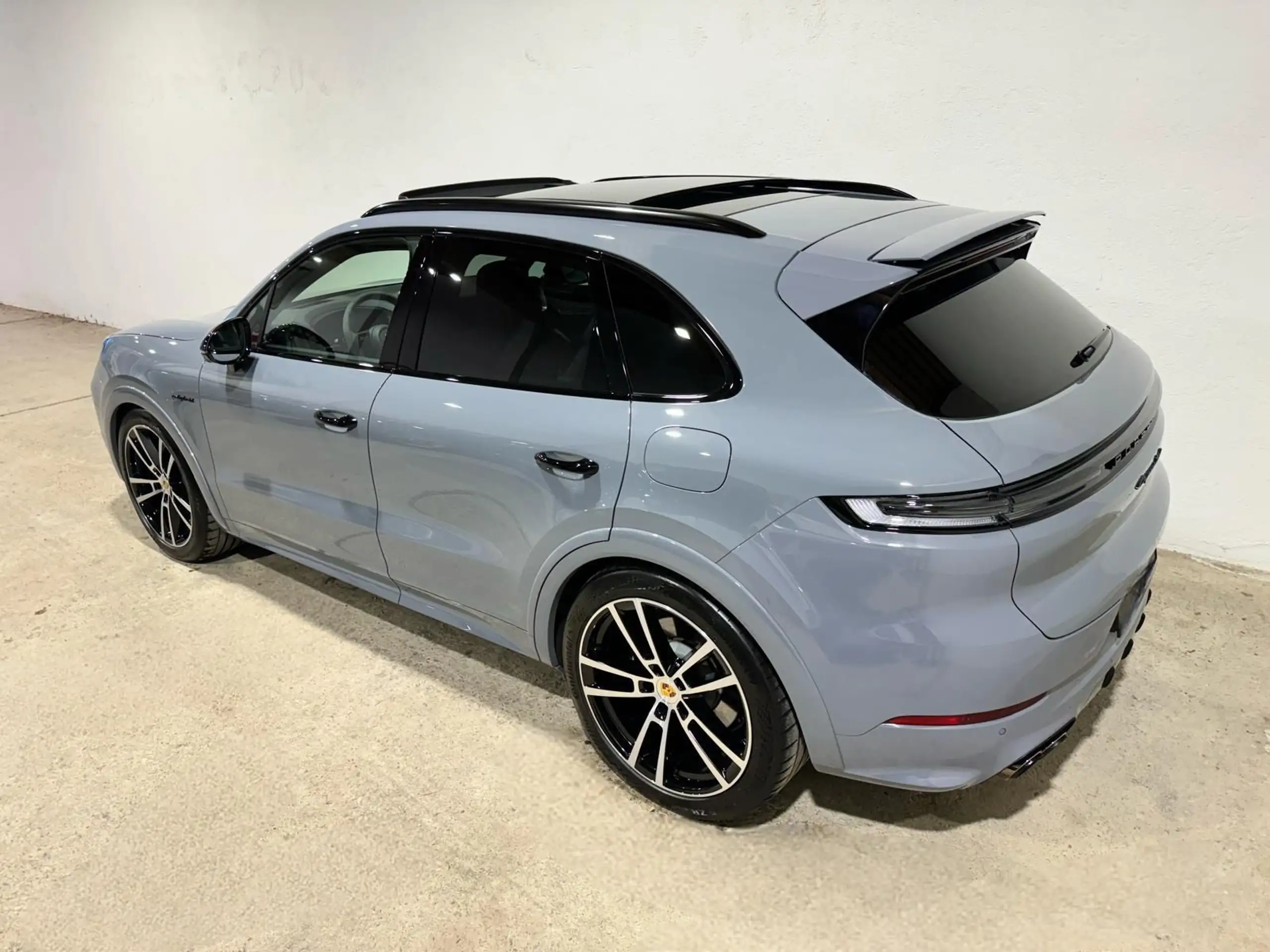 Porsche - Cayenne