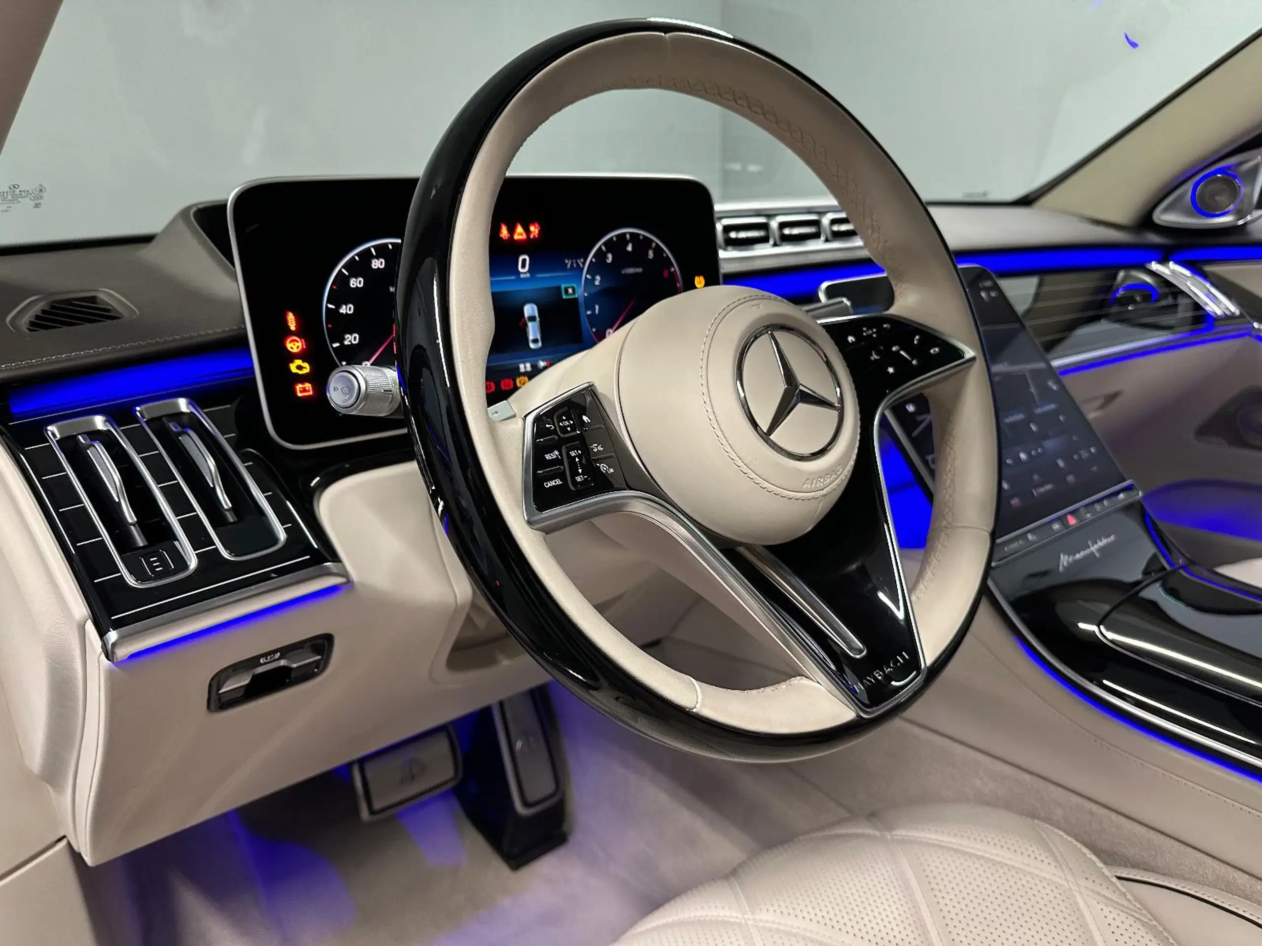 Mercedes-Benz - S 680