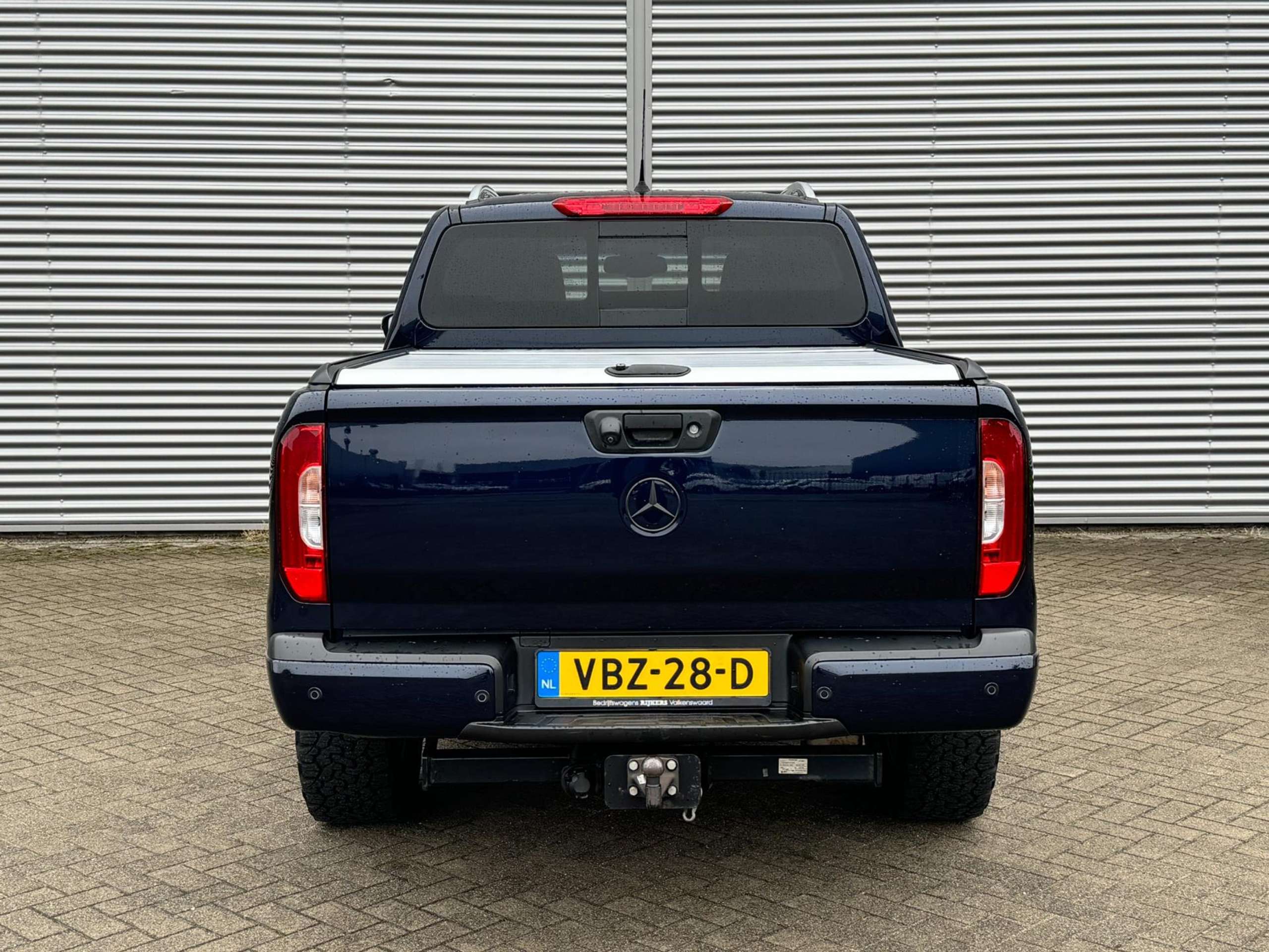 Mercedes-Benz - X 250