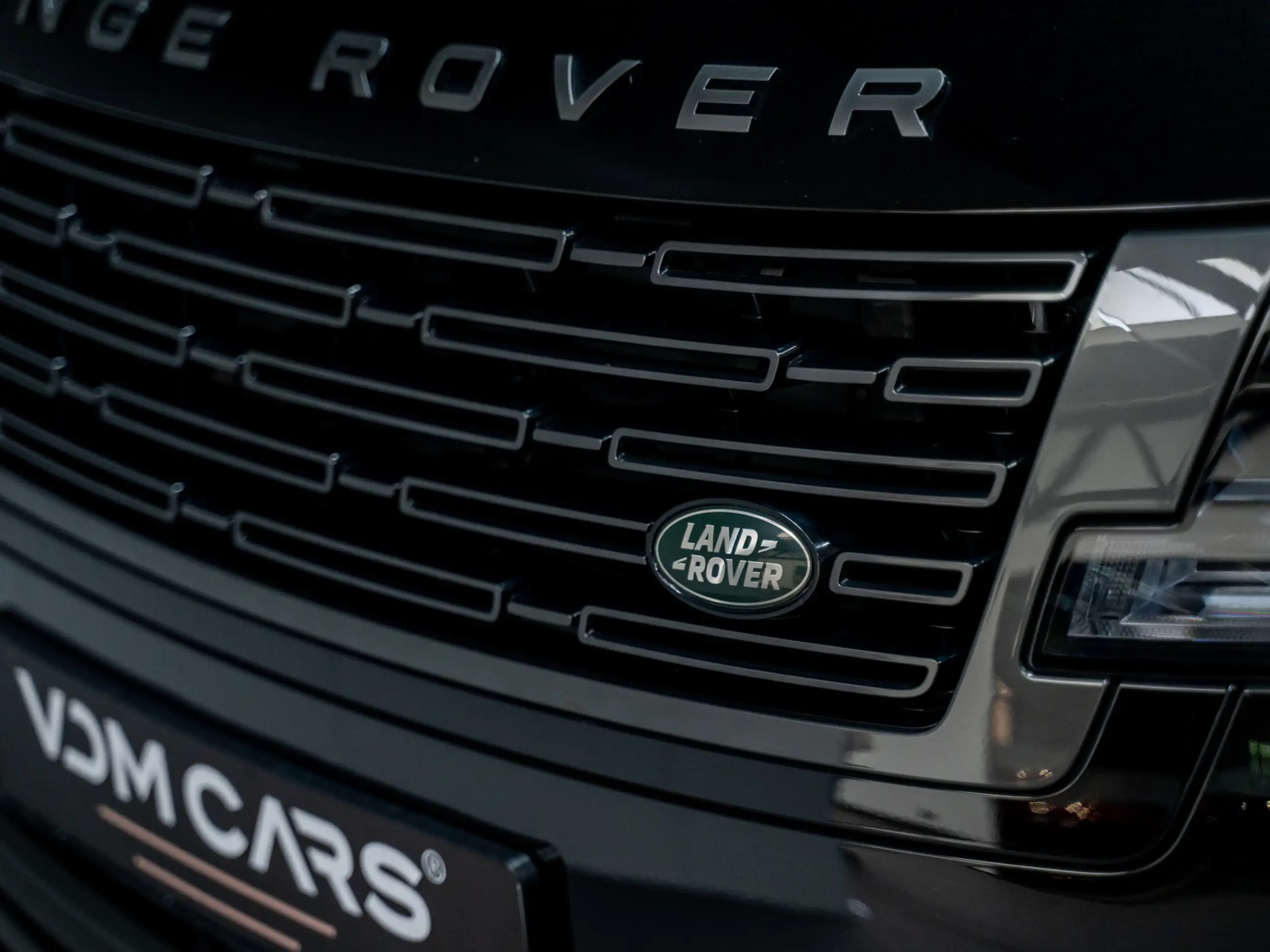 Land Rover - Range Rover