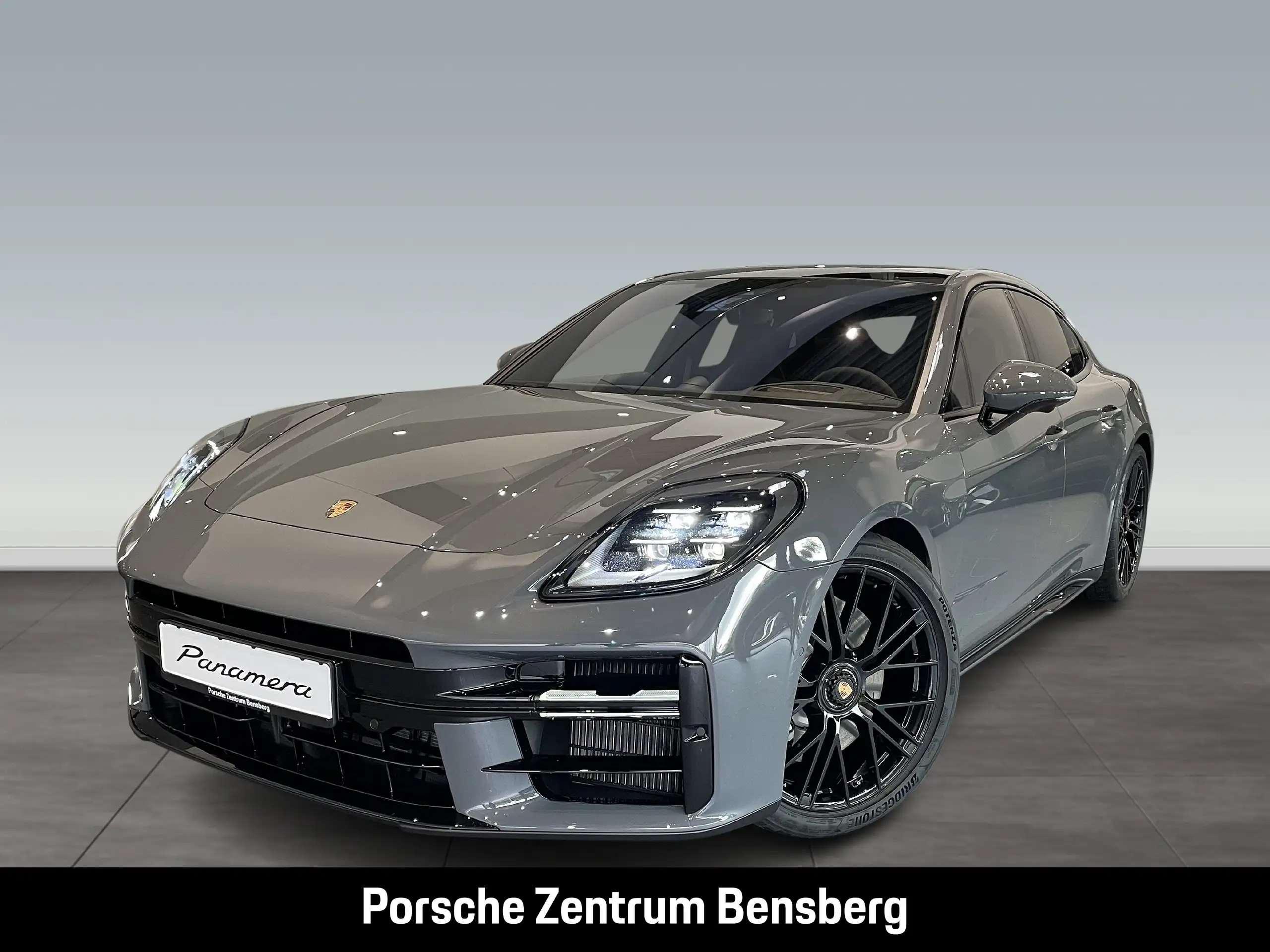 Porsche Panamera 2024