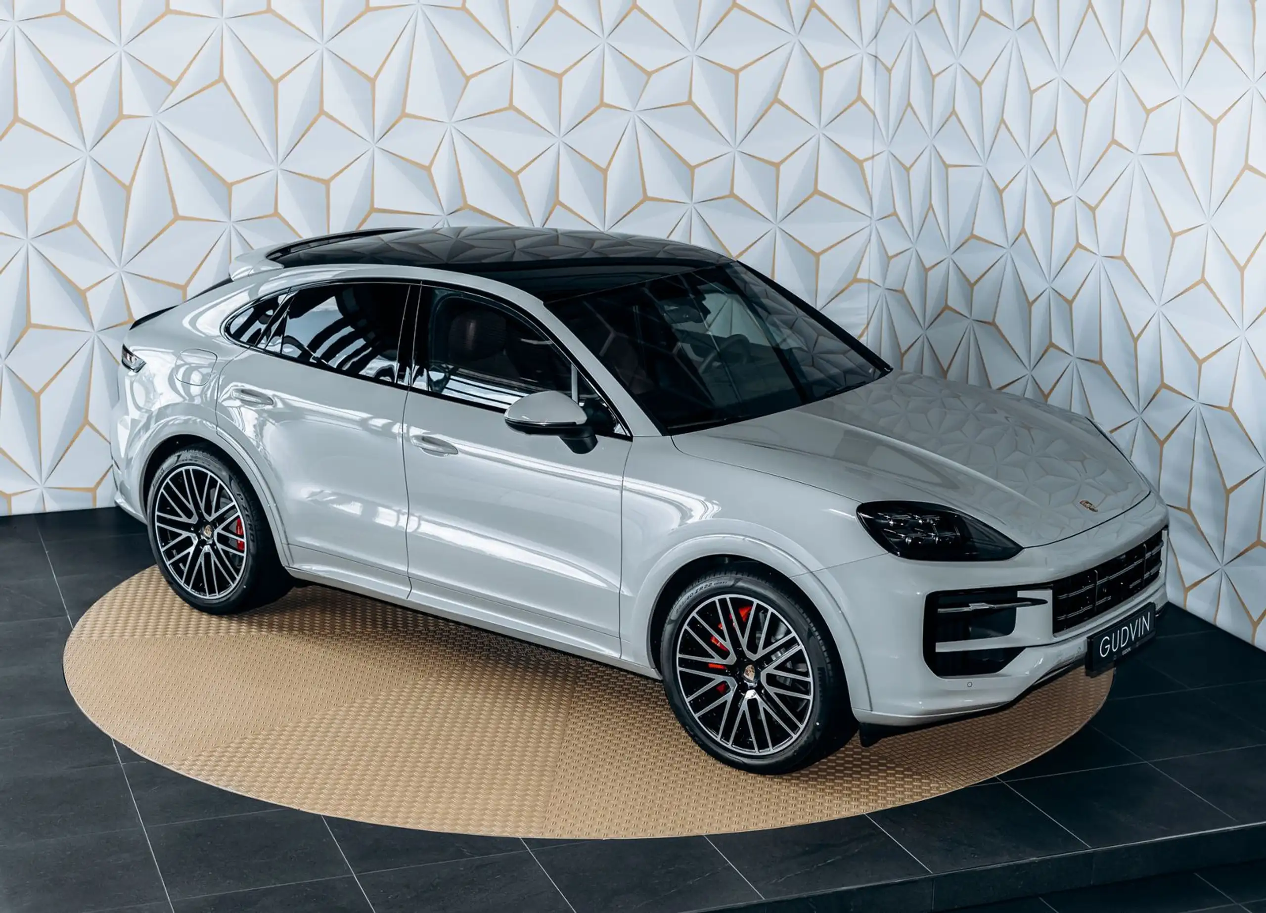 Porsche - Cayenne