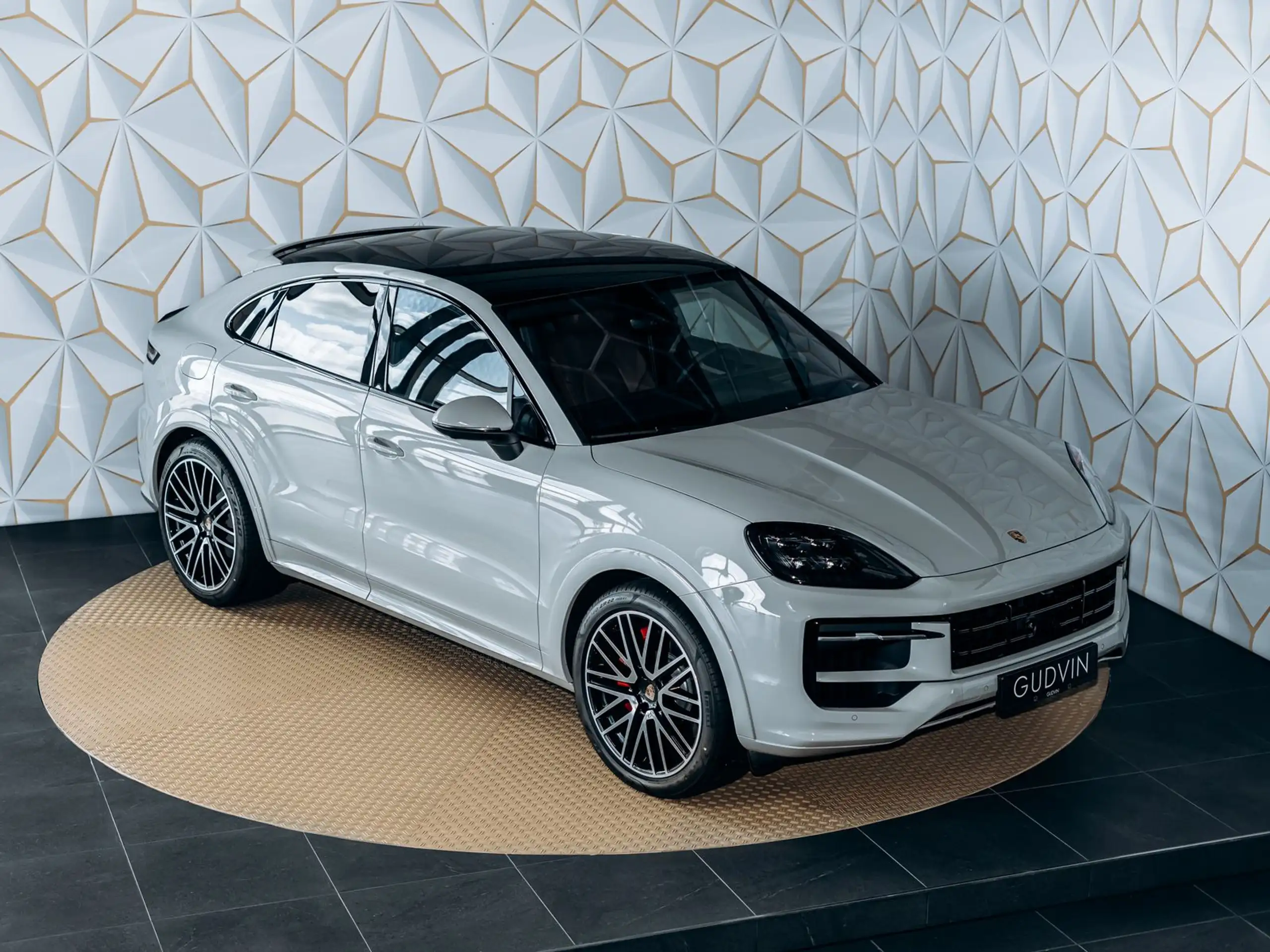 Porsche - Cayenne