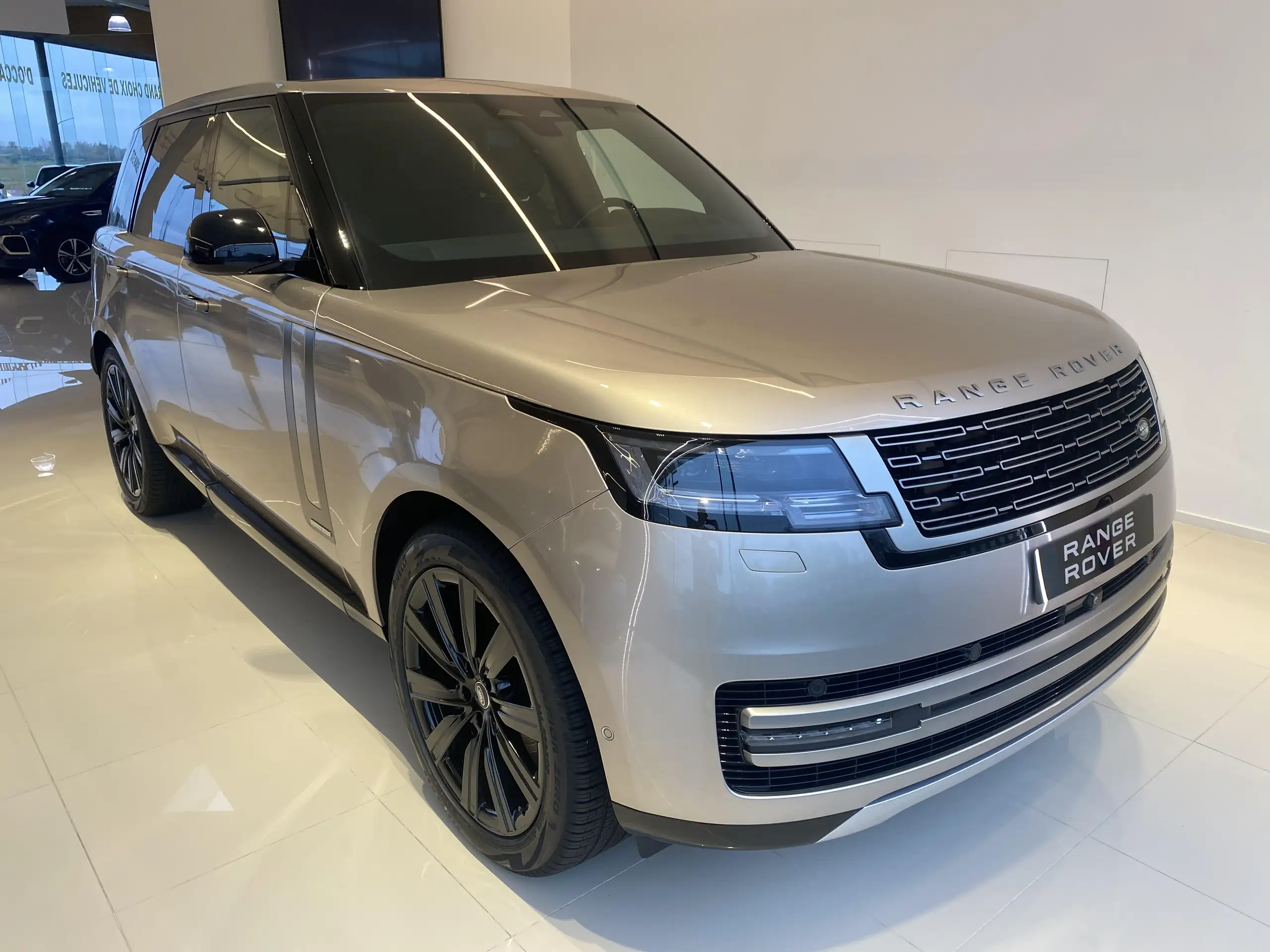 Land Rover Range Rover 2024