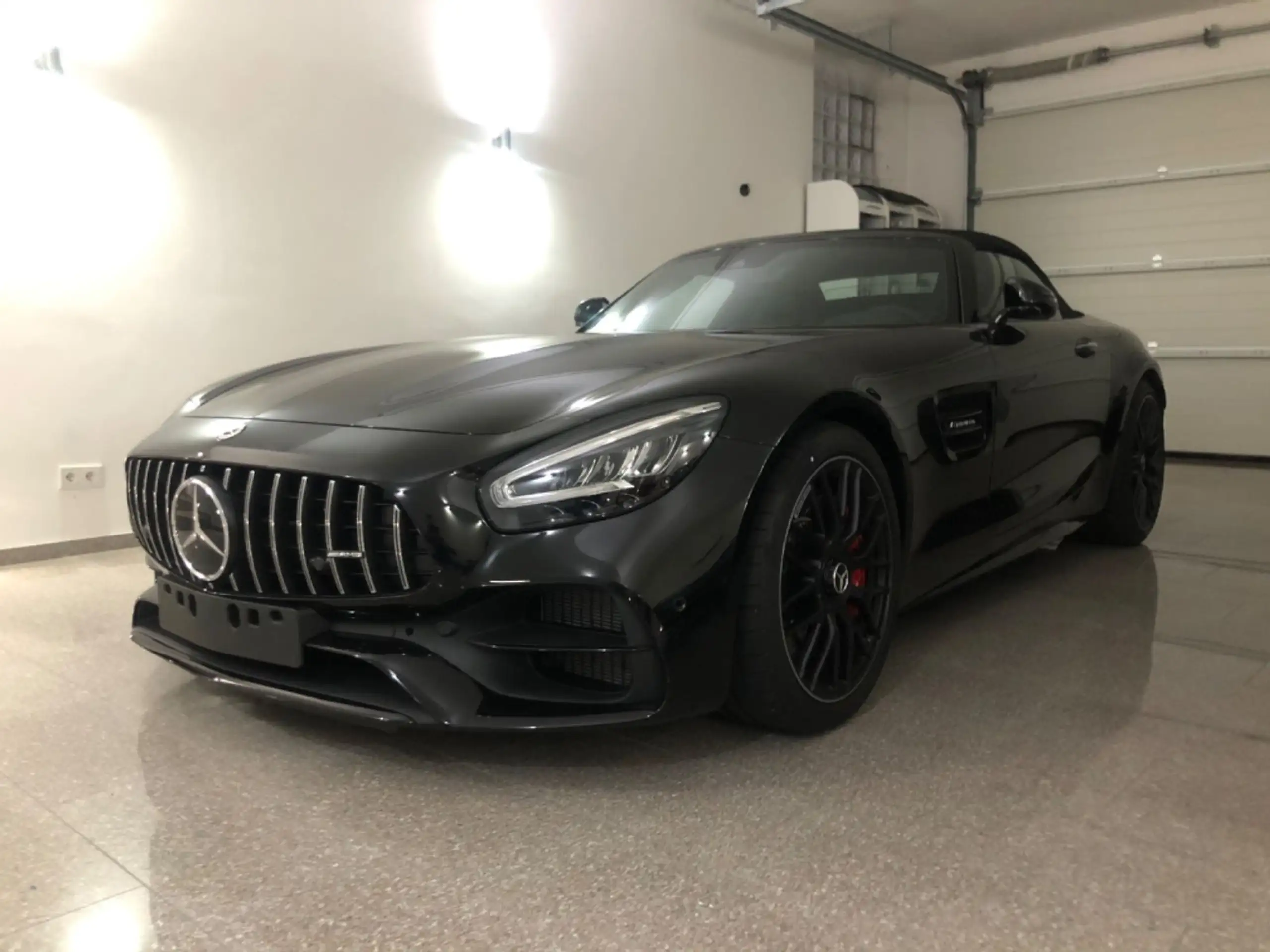 Mercedes-Benz - AMG GT