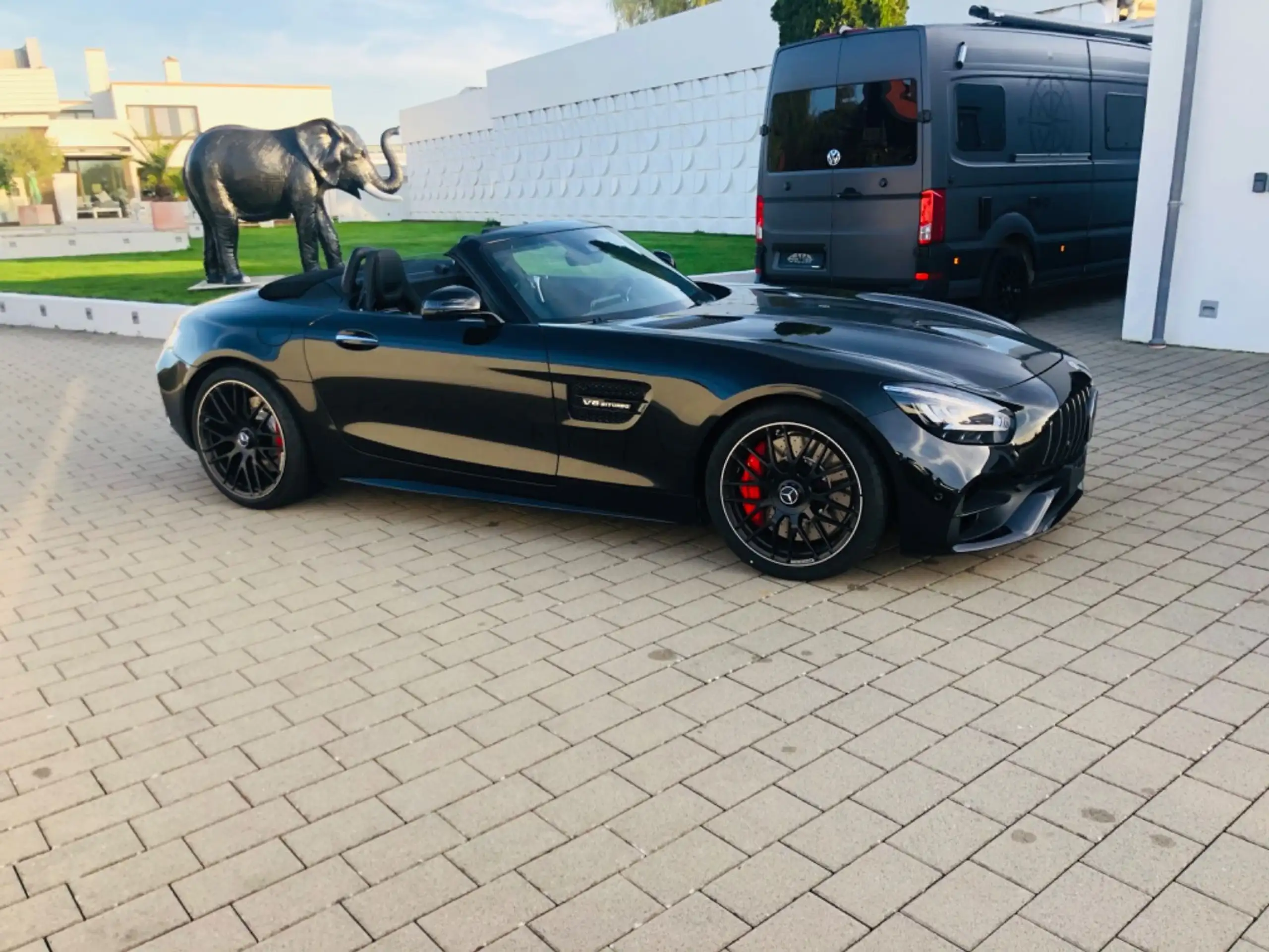 Mercedes-Benz - AMG GT