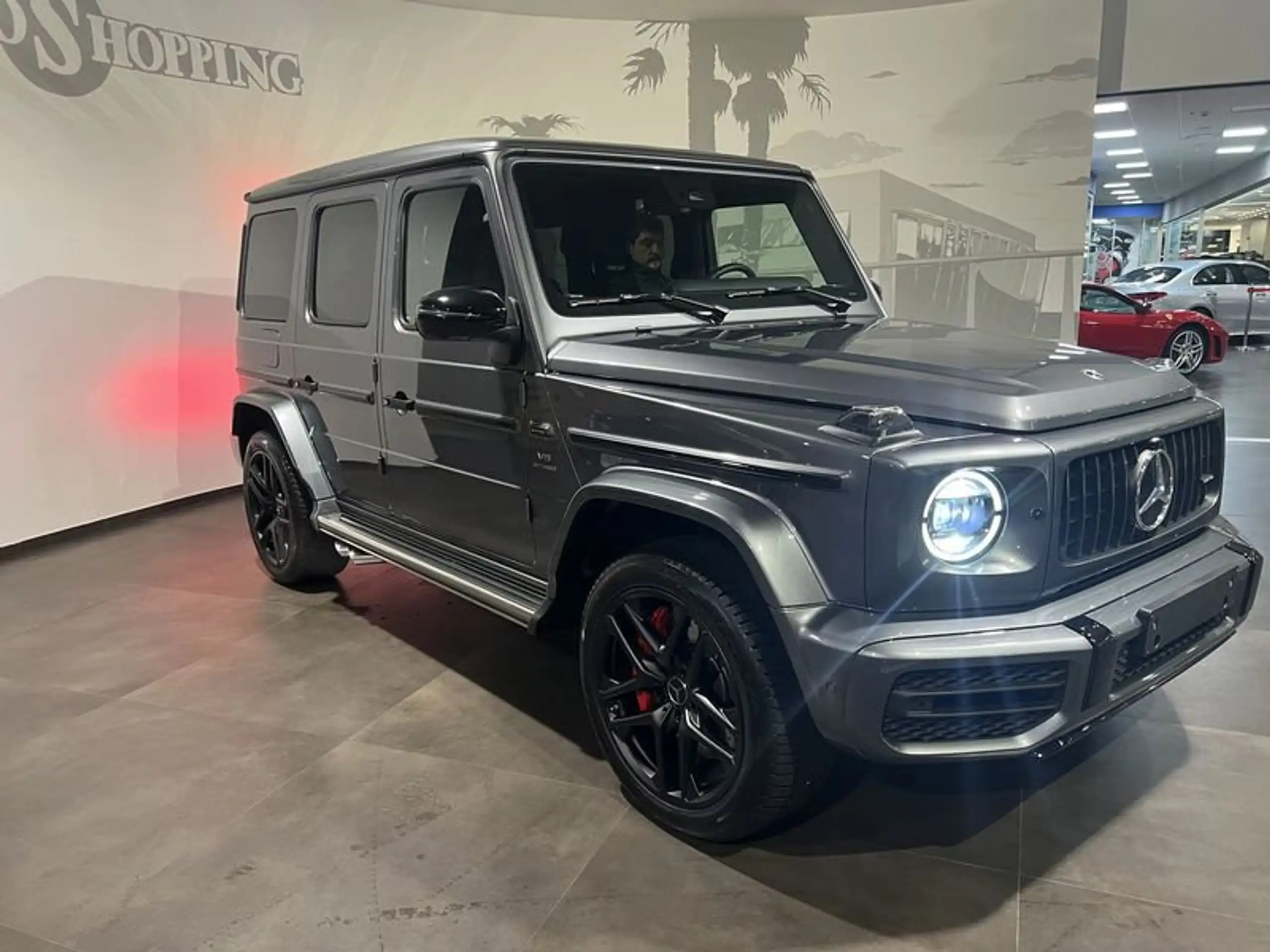 Mercedes-Benz - G 63 AMG