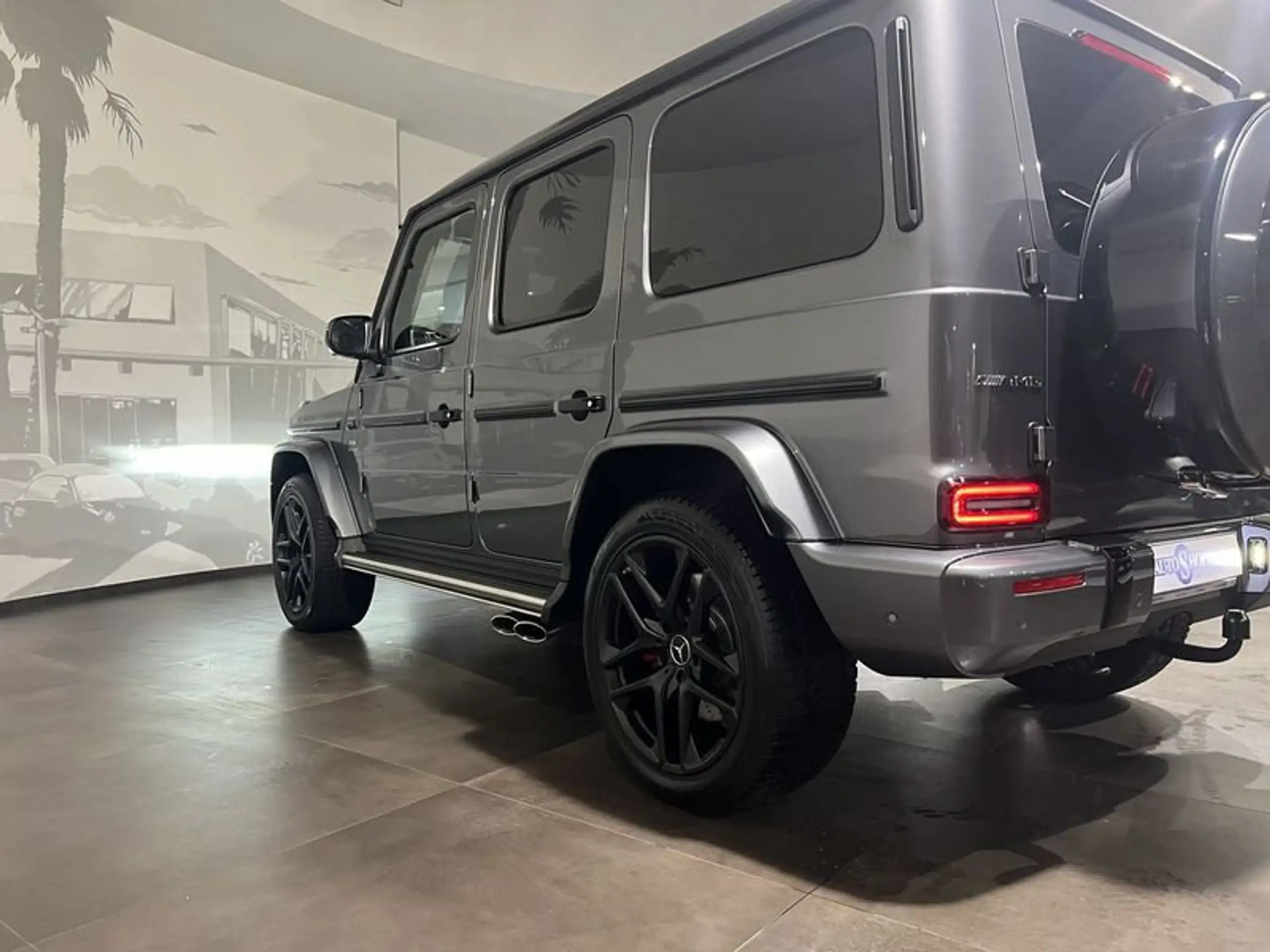 Mercedes-Benz - G 63 AMG