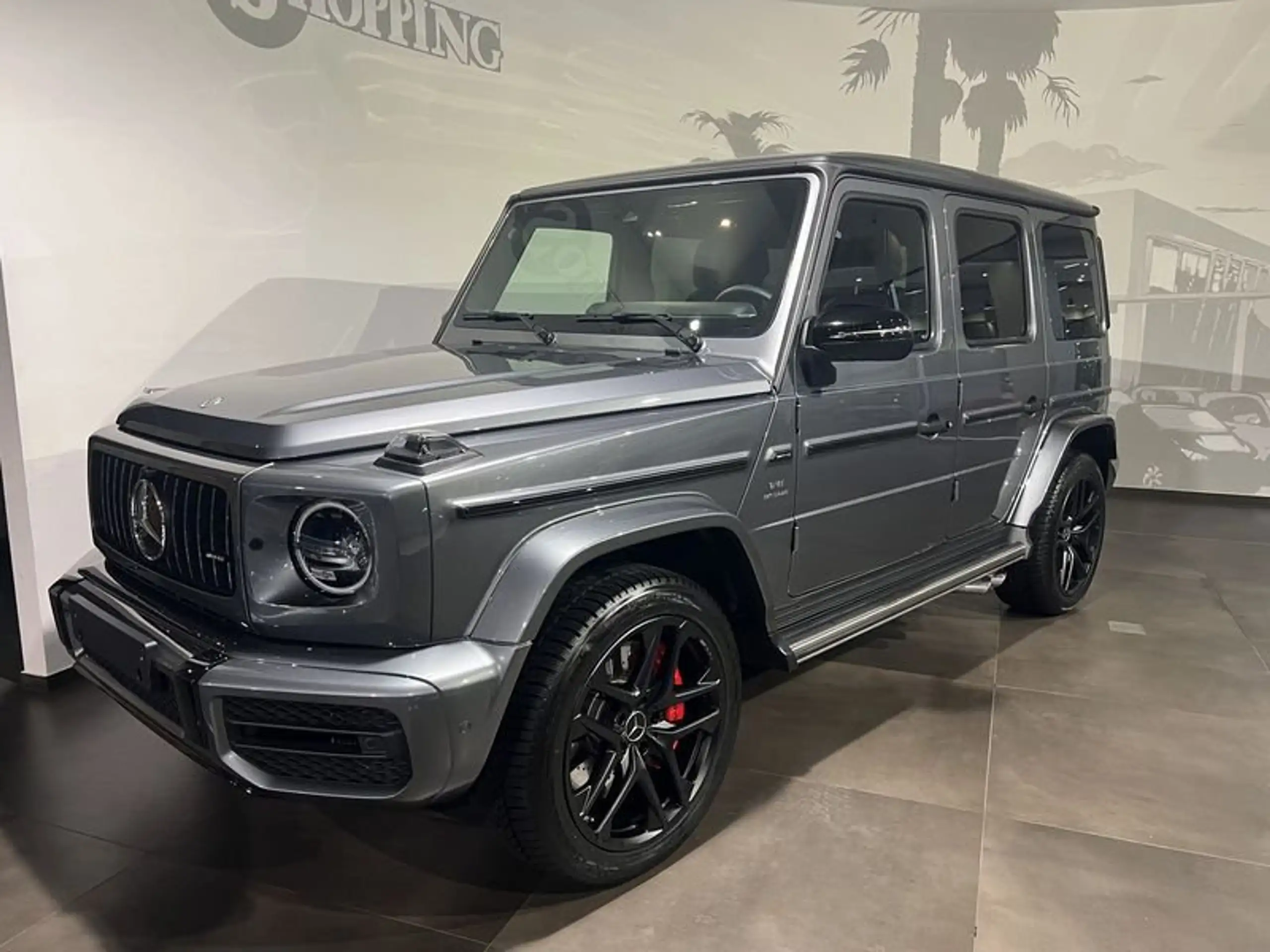 Mercedes-Benz - G 63 AMG