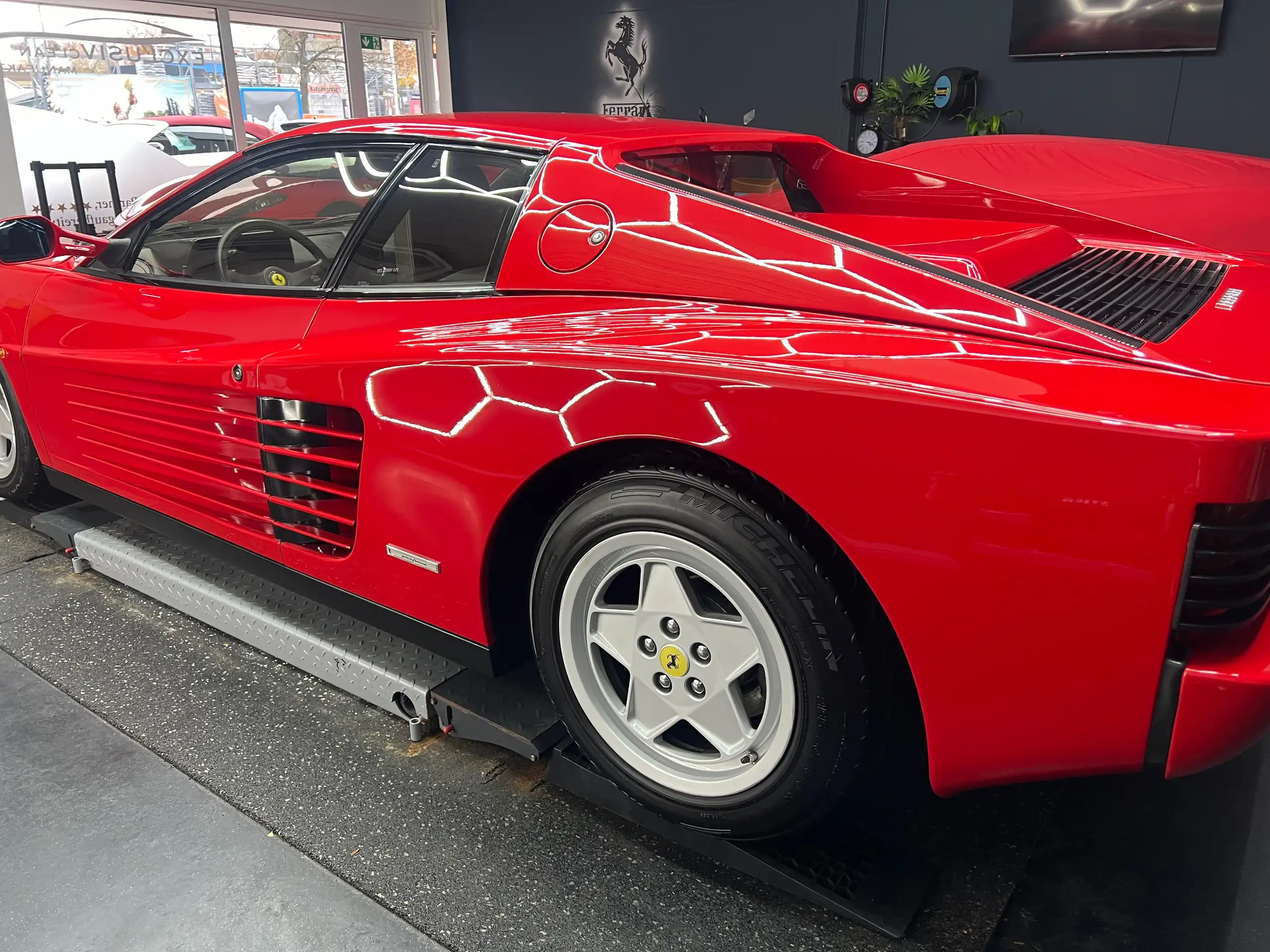 Ferrari - Testarossa