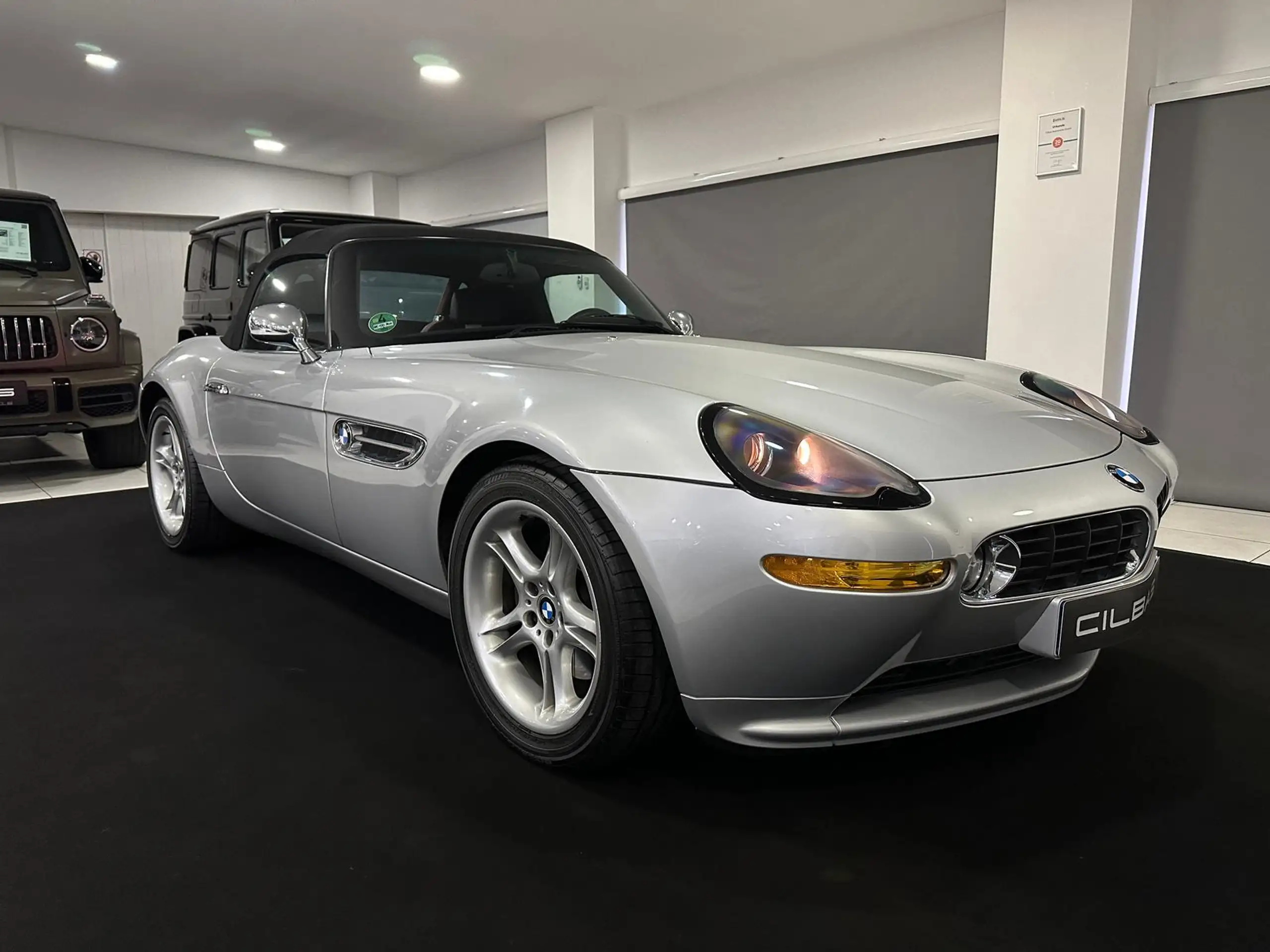 BMW - Z8