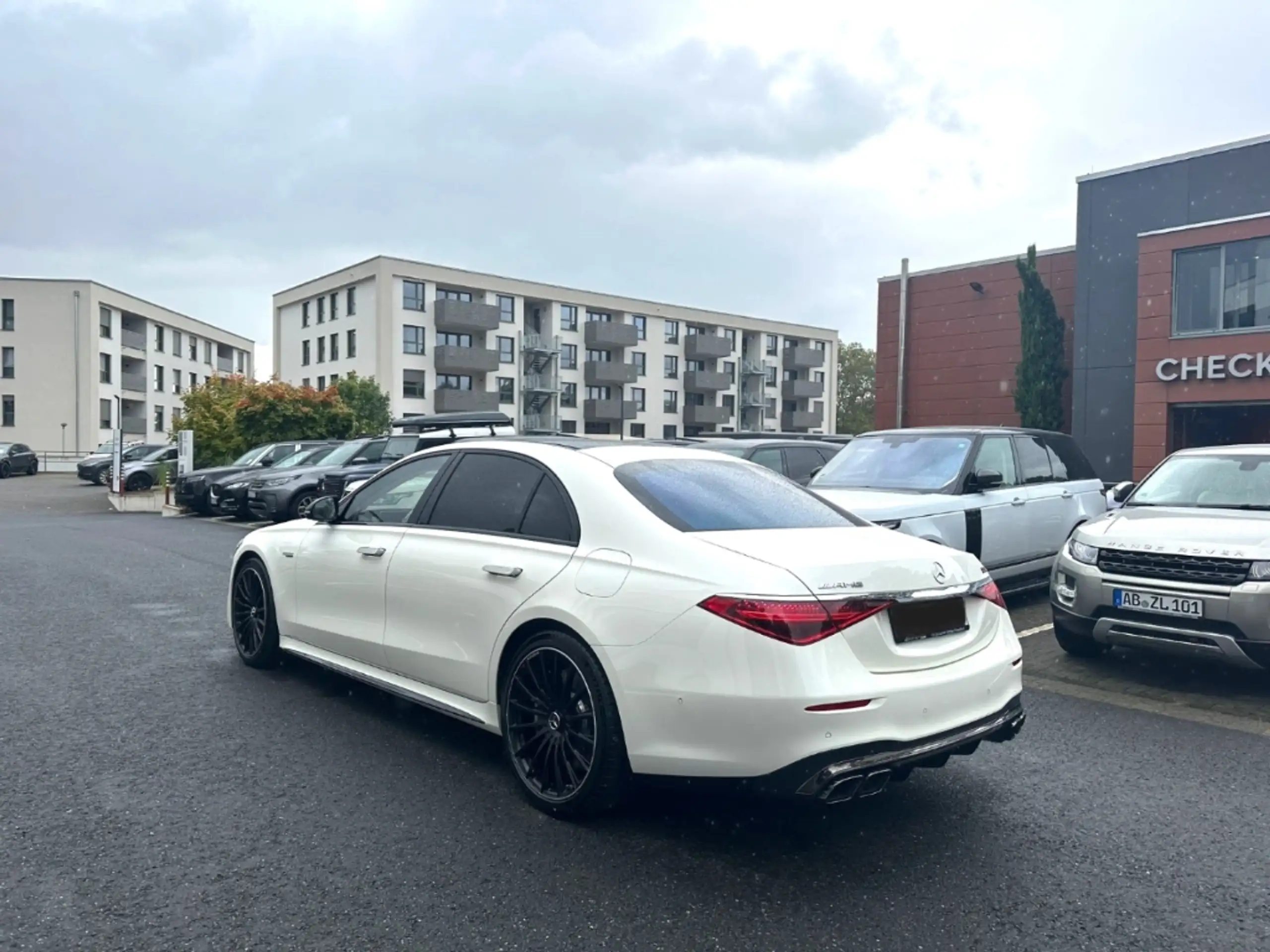 Mercedes-Benz - S 63 AMG