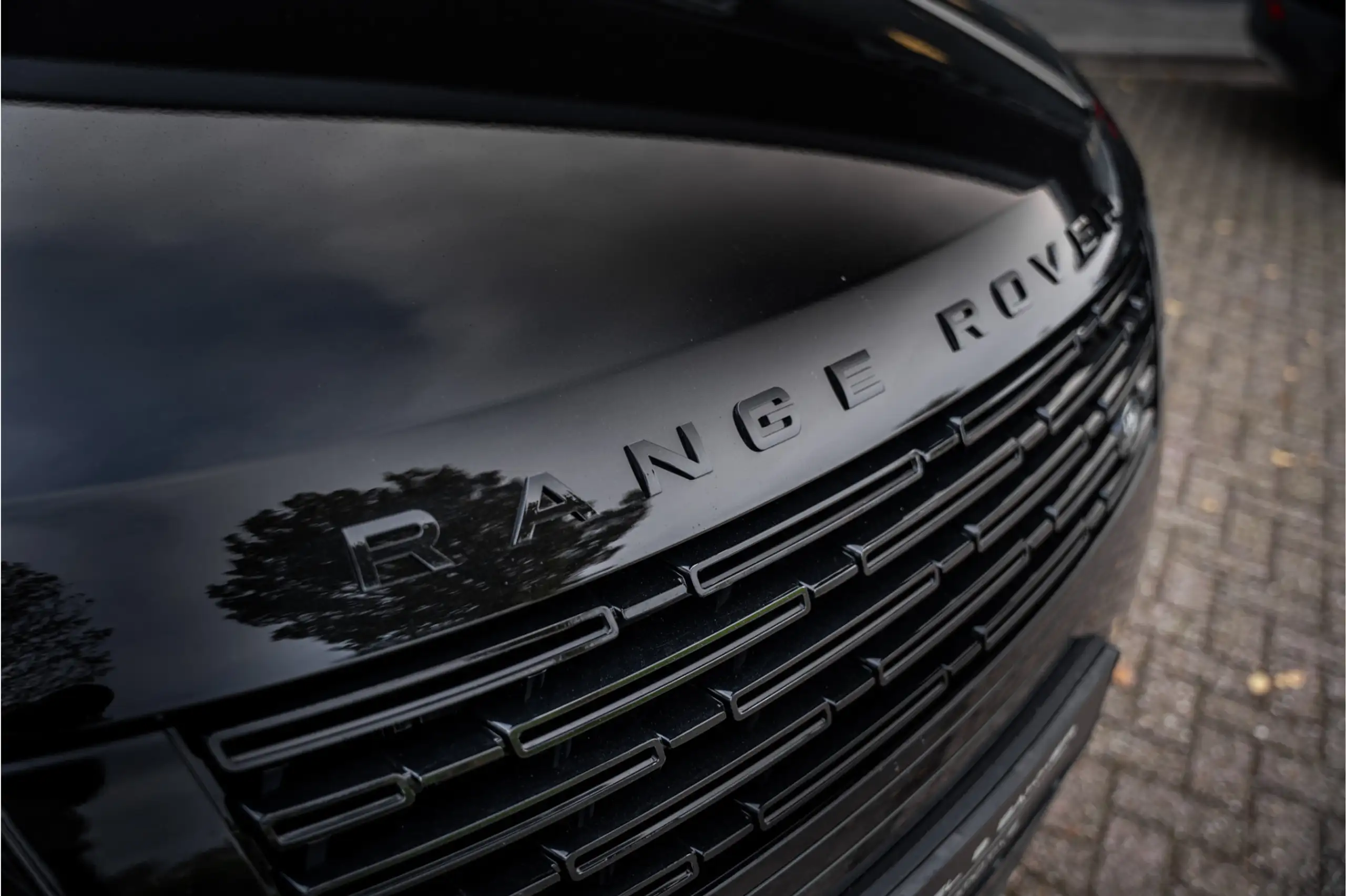 Land Rover - Range Rover