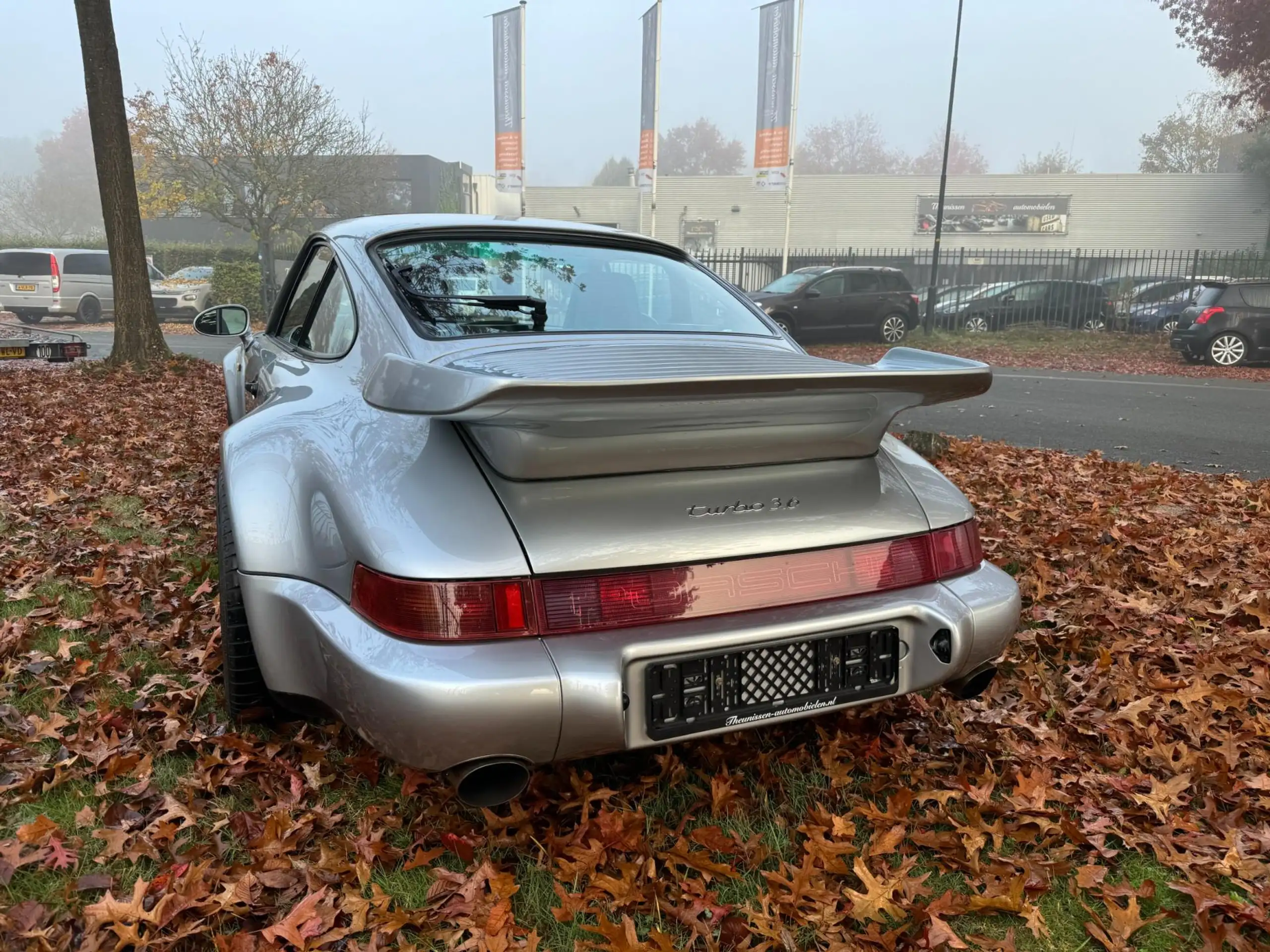 Porsche - 964