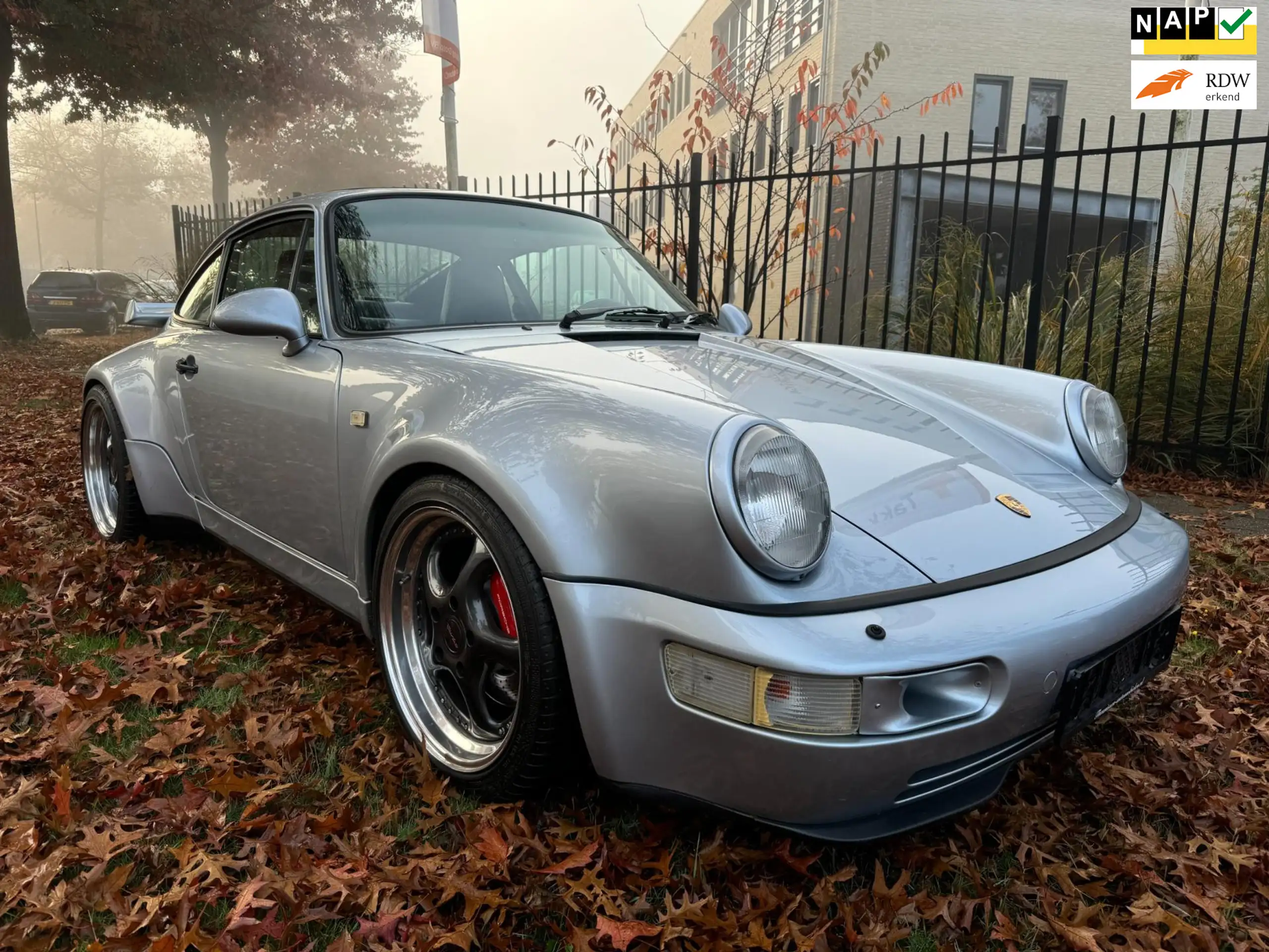 Porsche - 964