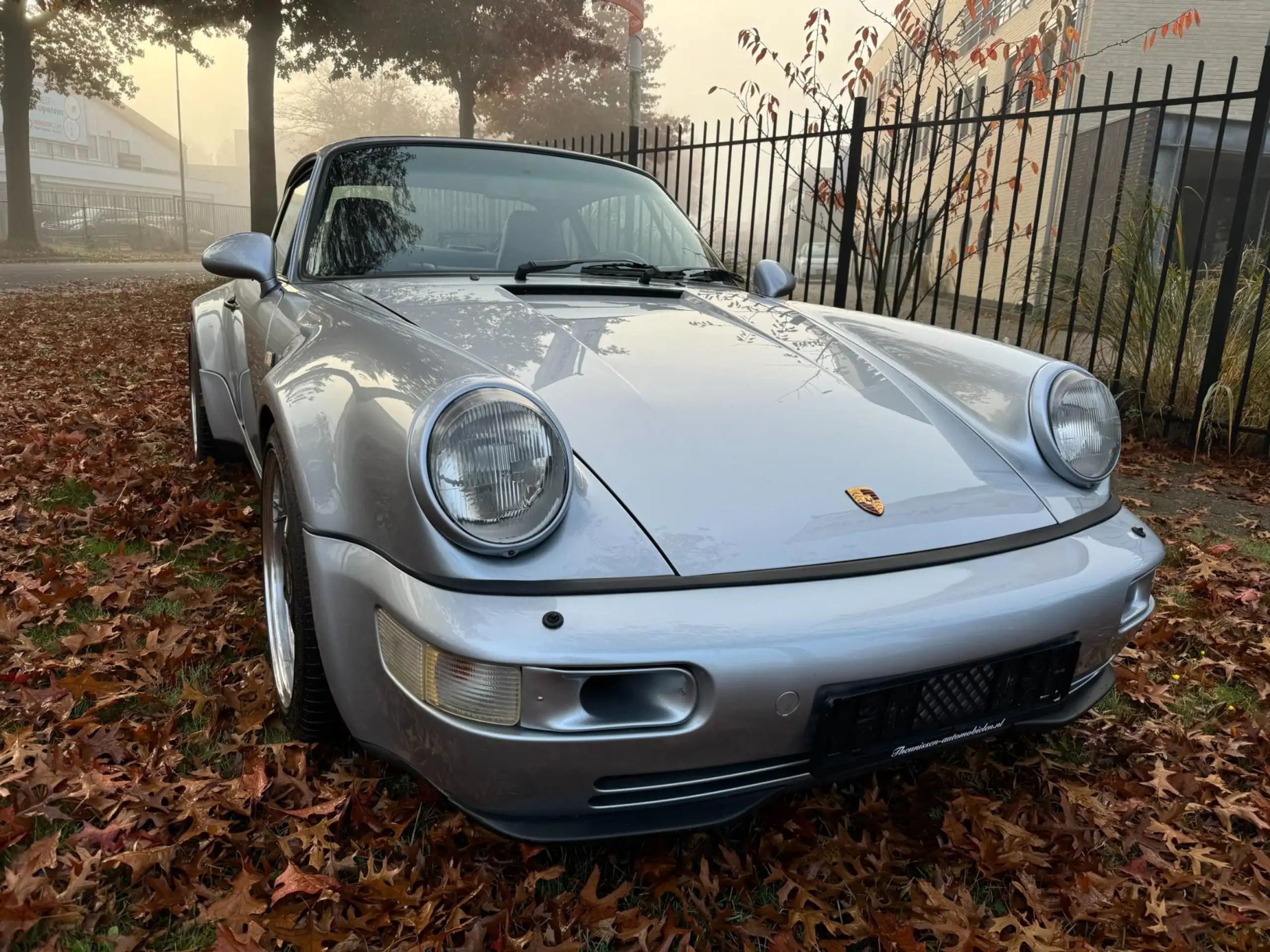 Porsche - 964