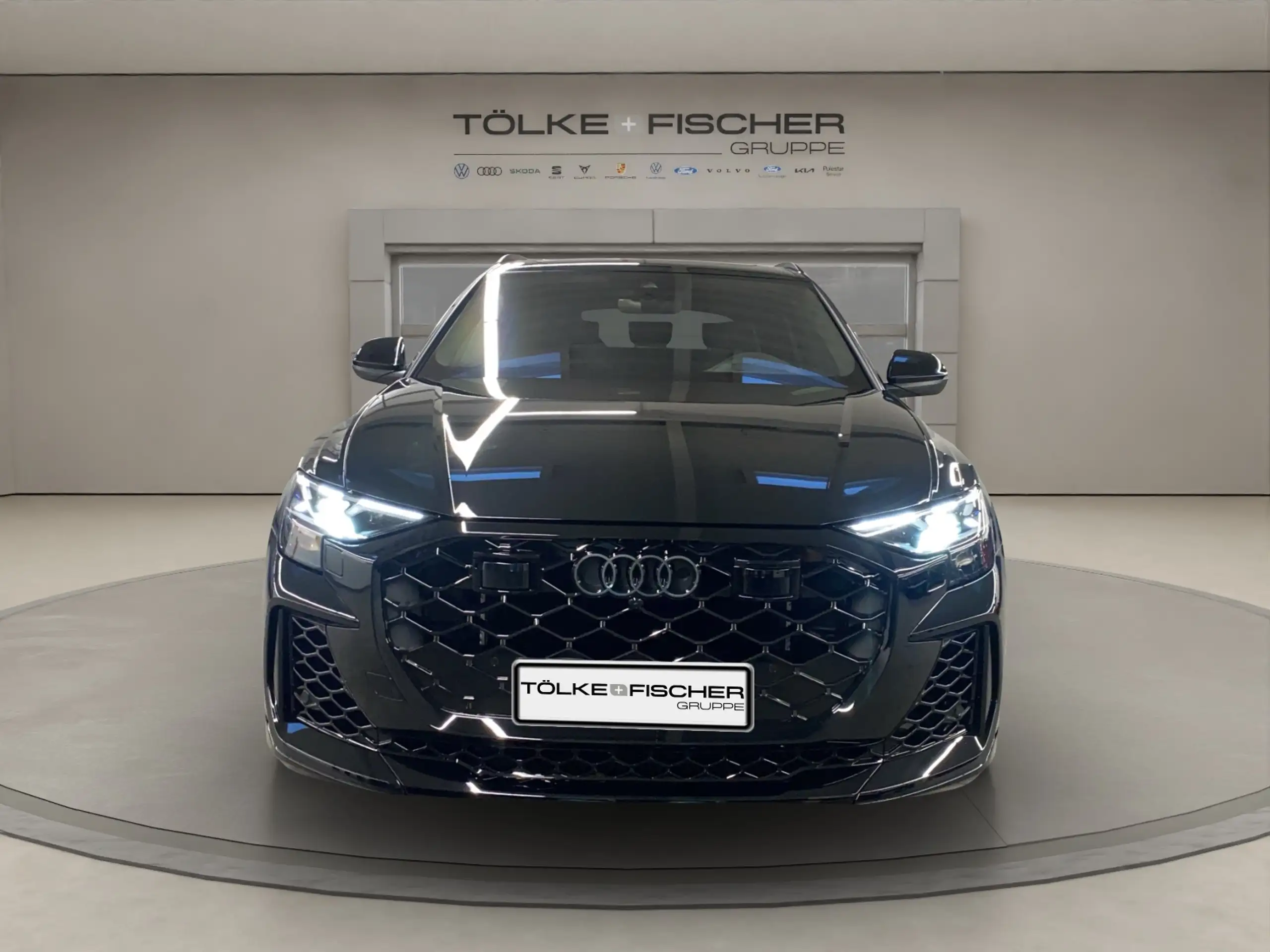 Audi - RS Q8