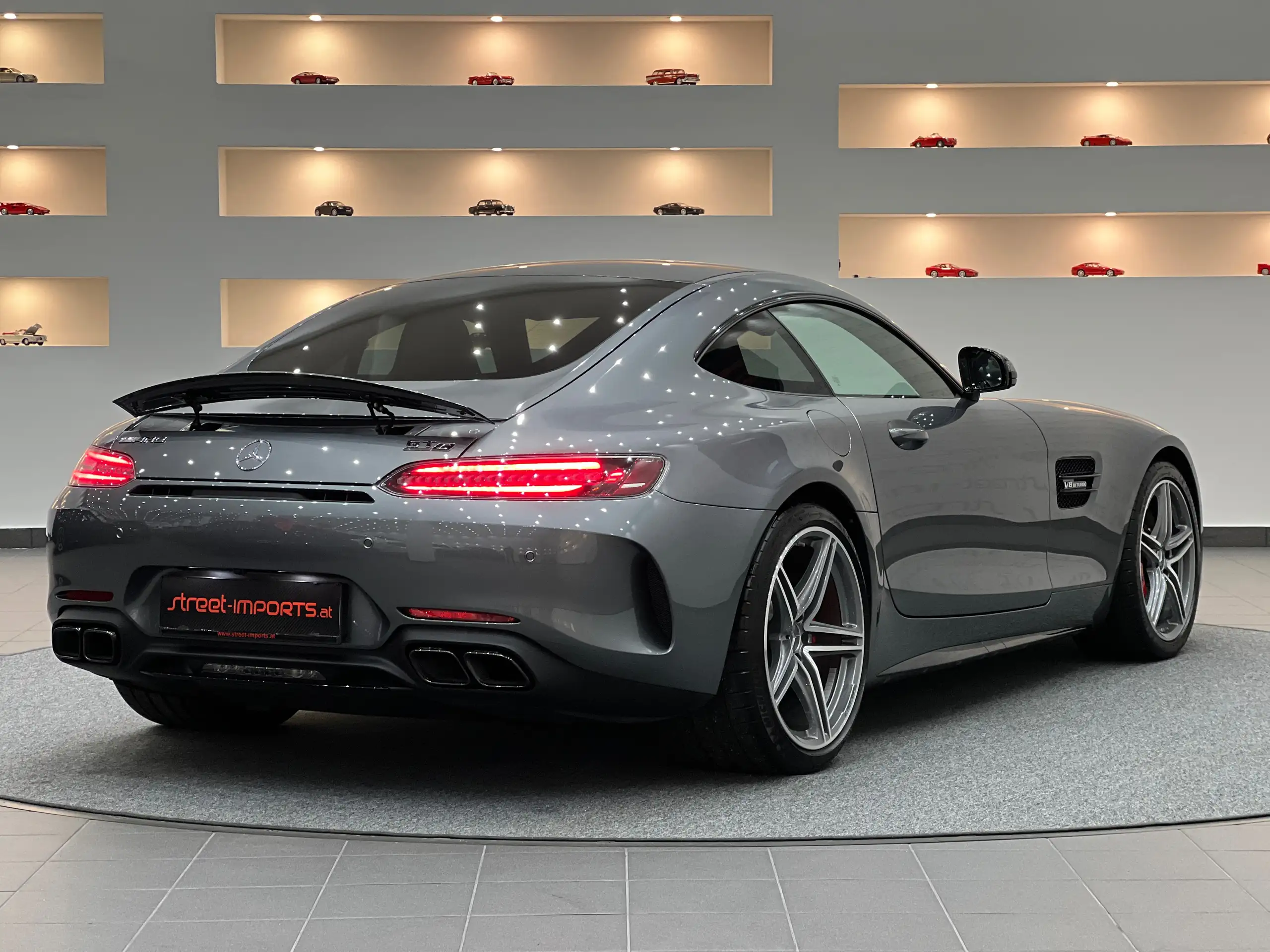 Mercedes-Benz - AMG GT