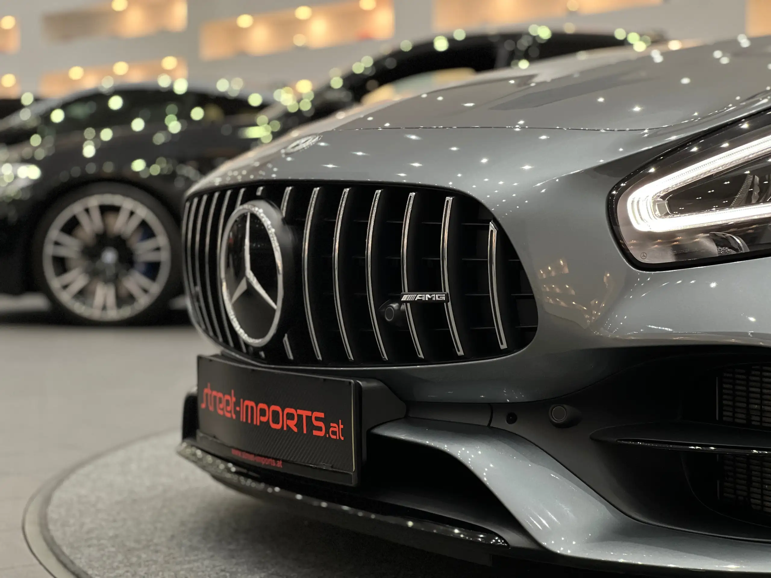 Mercedes-Benz - AMG GT