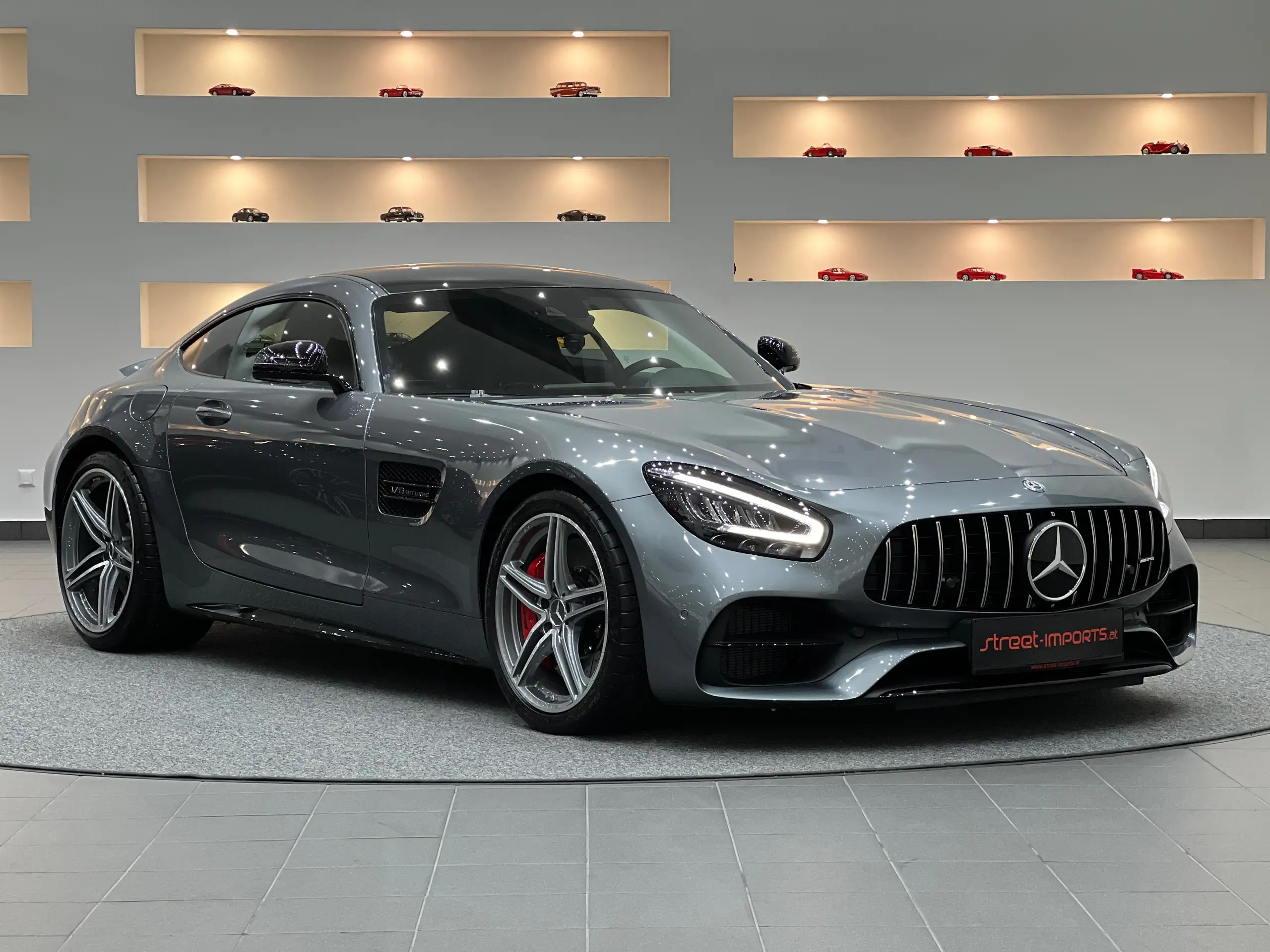 Mercedes-Benz - AMG GT