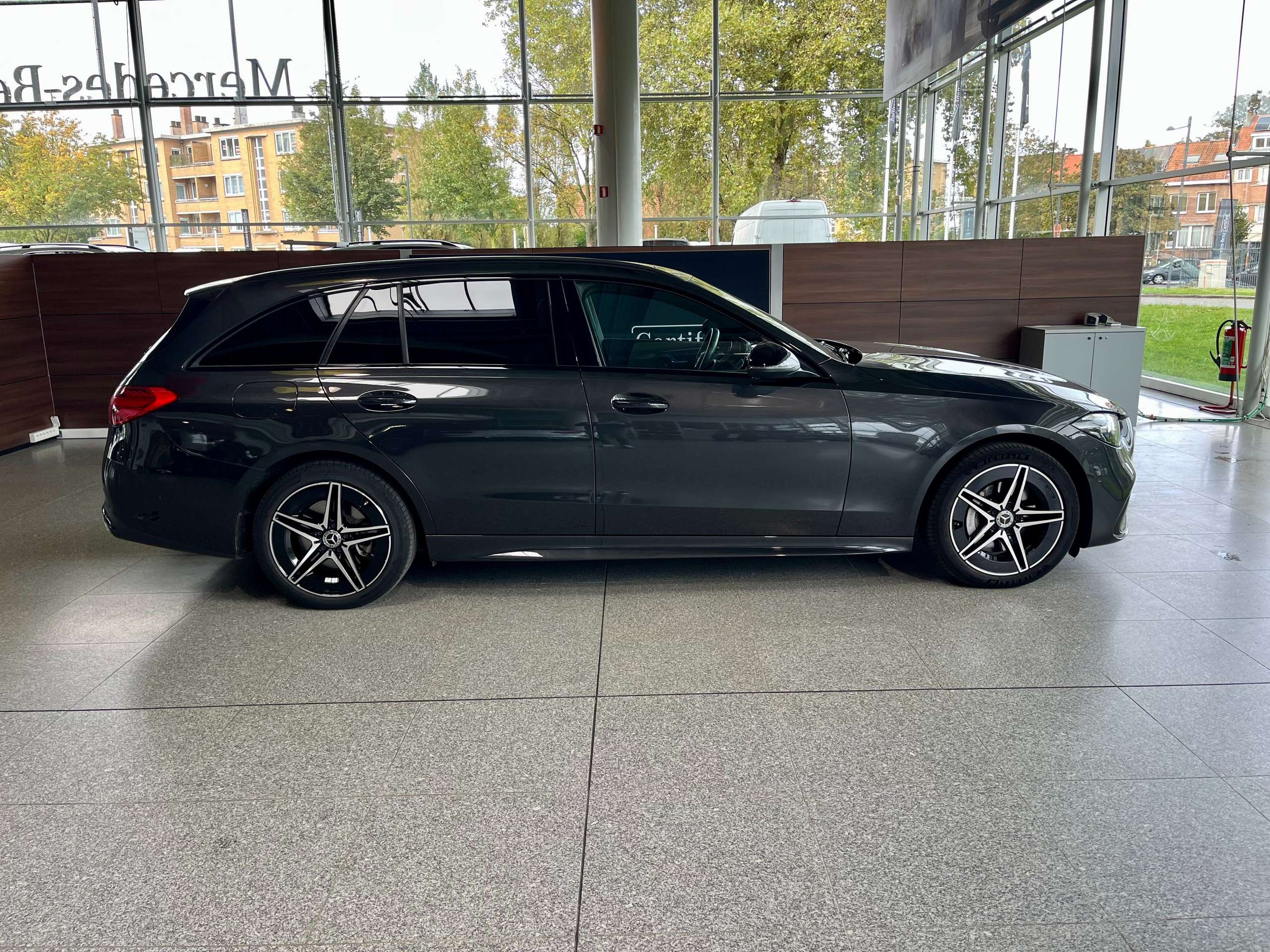 Mercedes-Benz - C 300