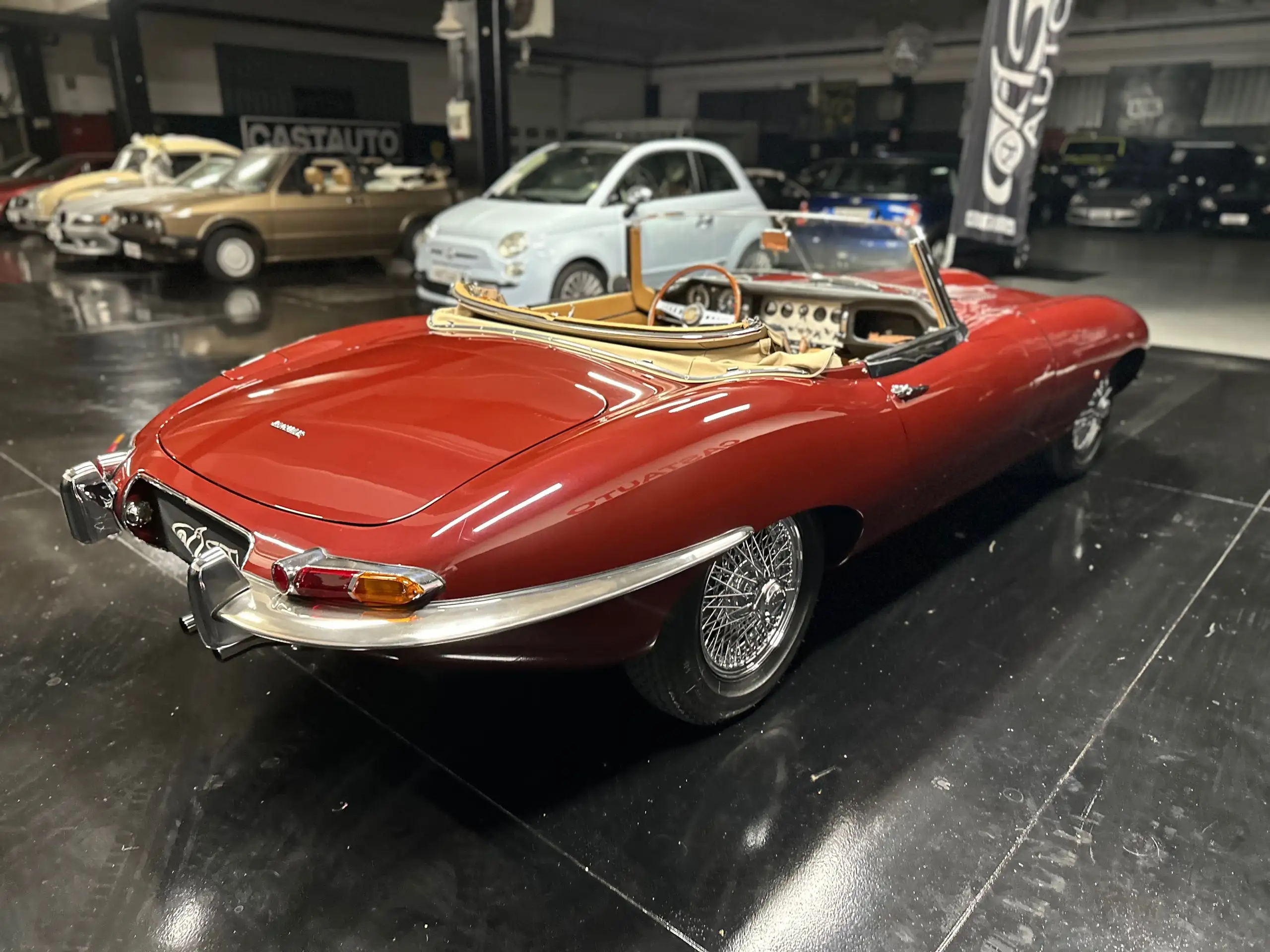 Jaguar - E-Type