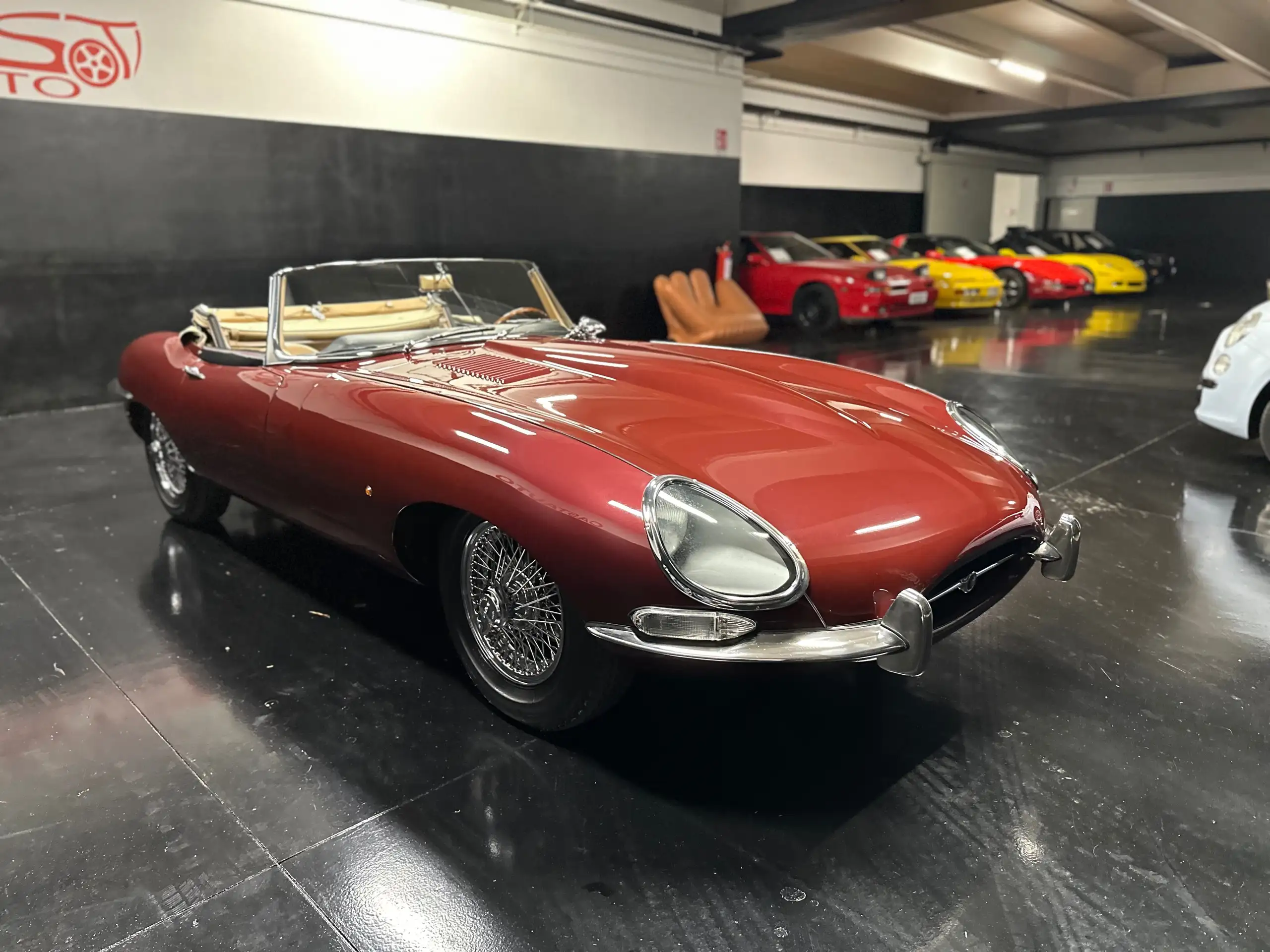 Jaguar - E-Type