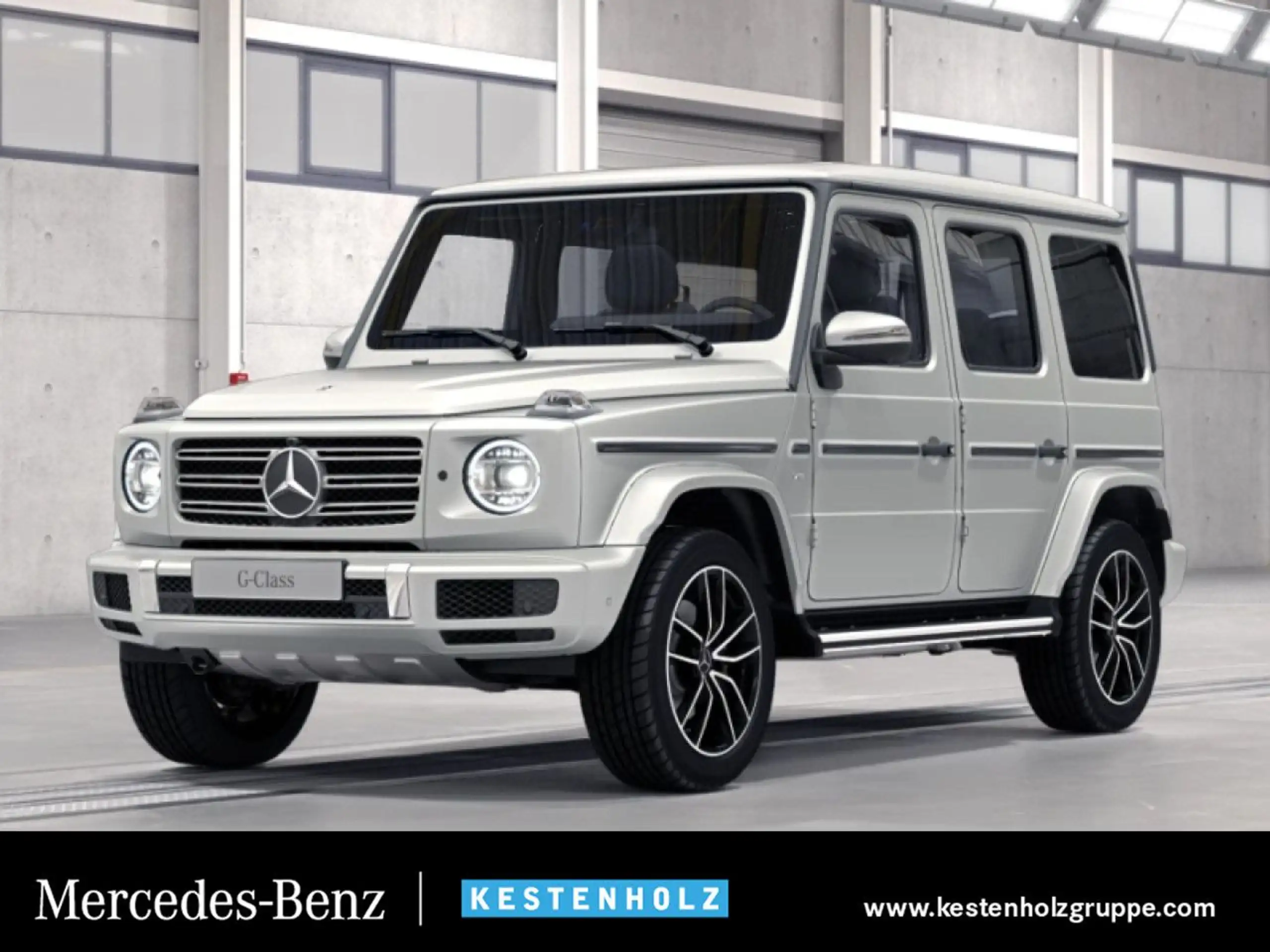 Mercedes-Benz - G 500