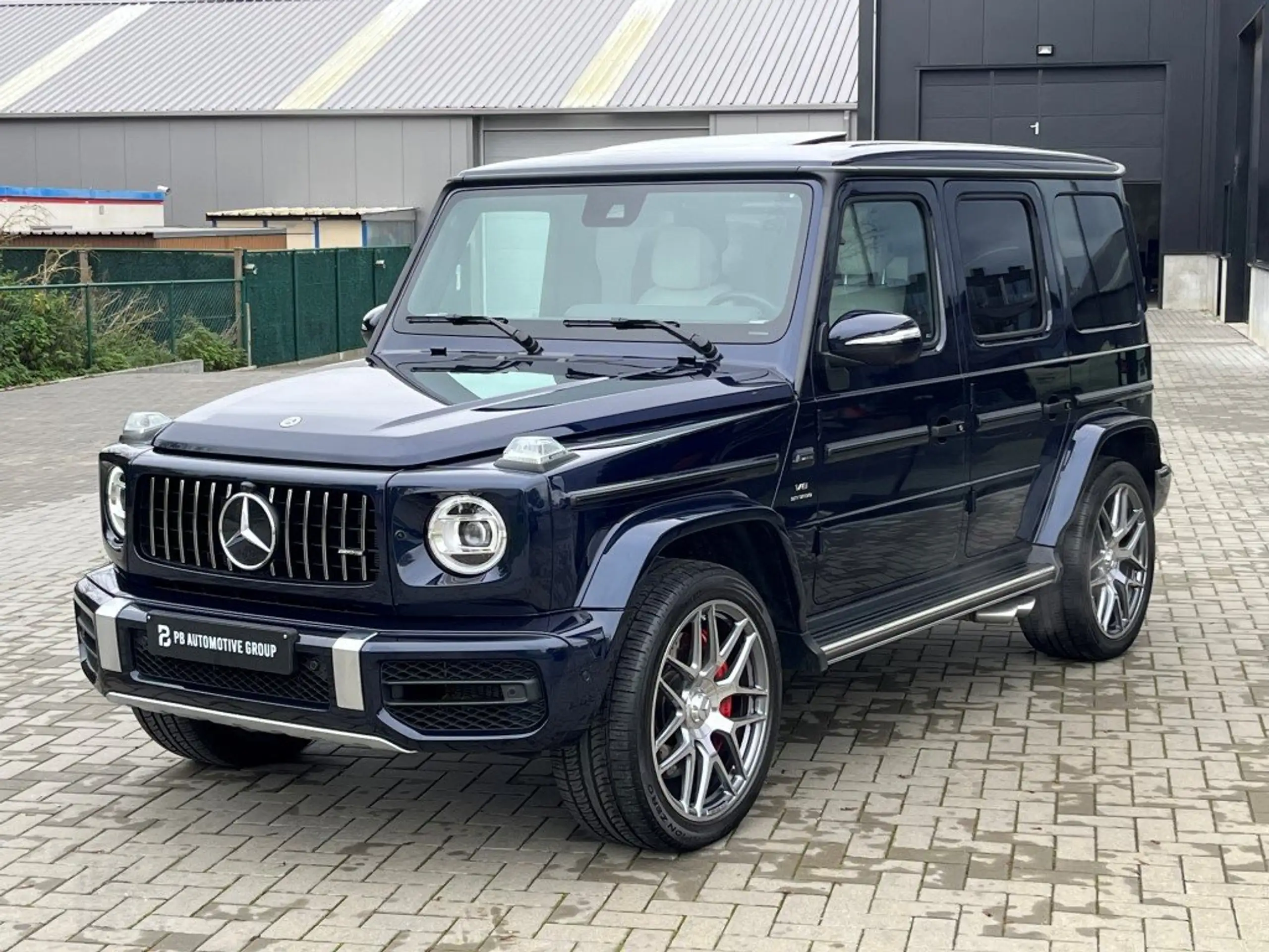 Mercedes-Benz - G 63 AMG