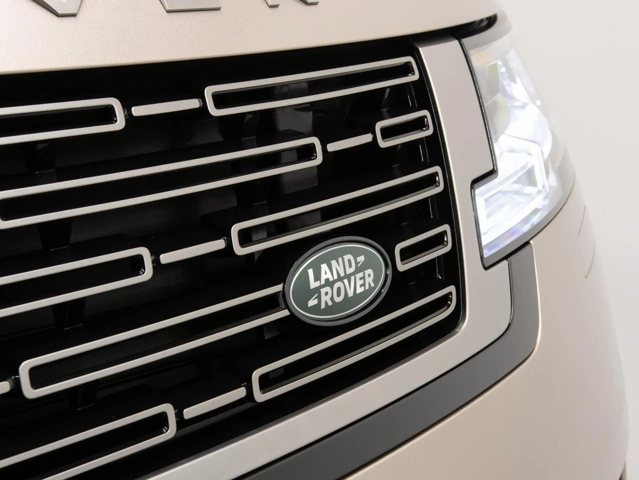 Land Rover - Range Rover