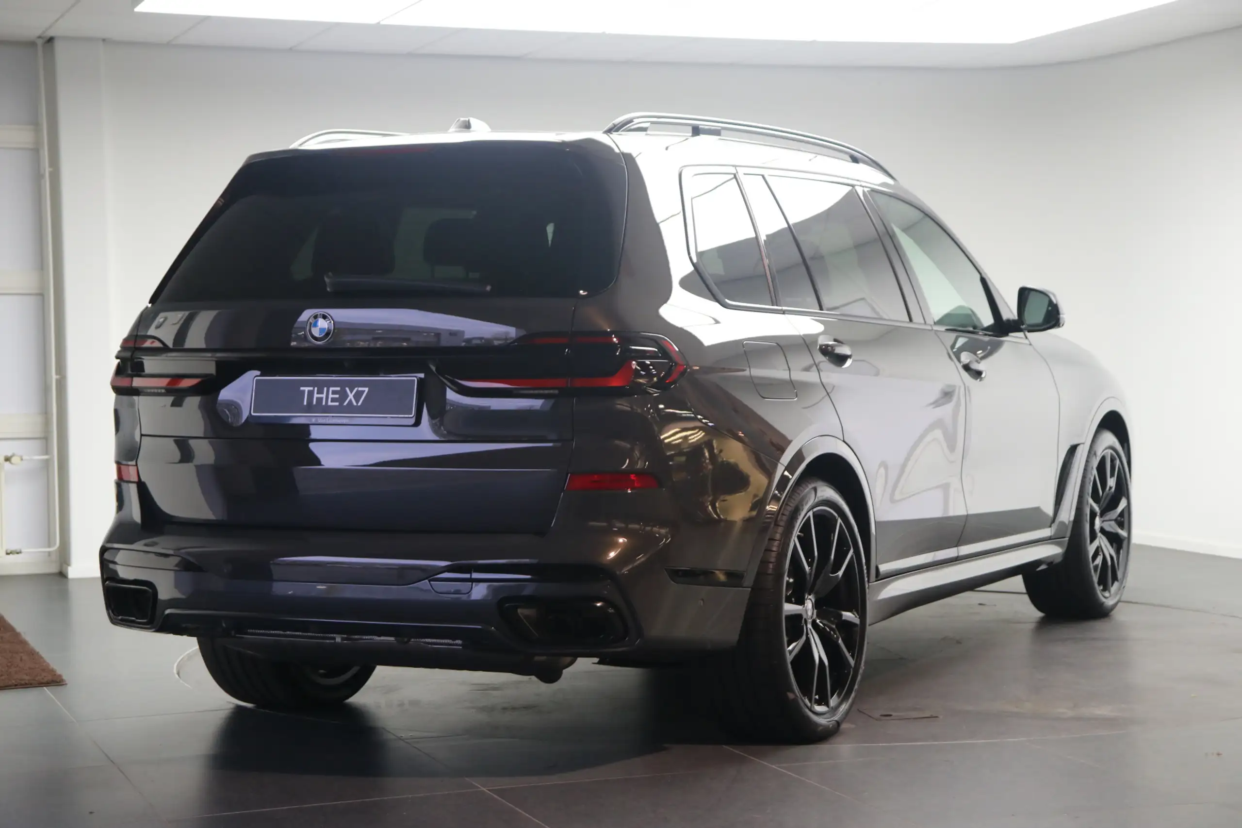 BMW - X7