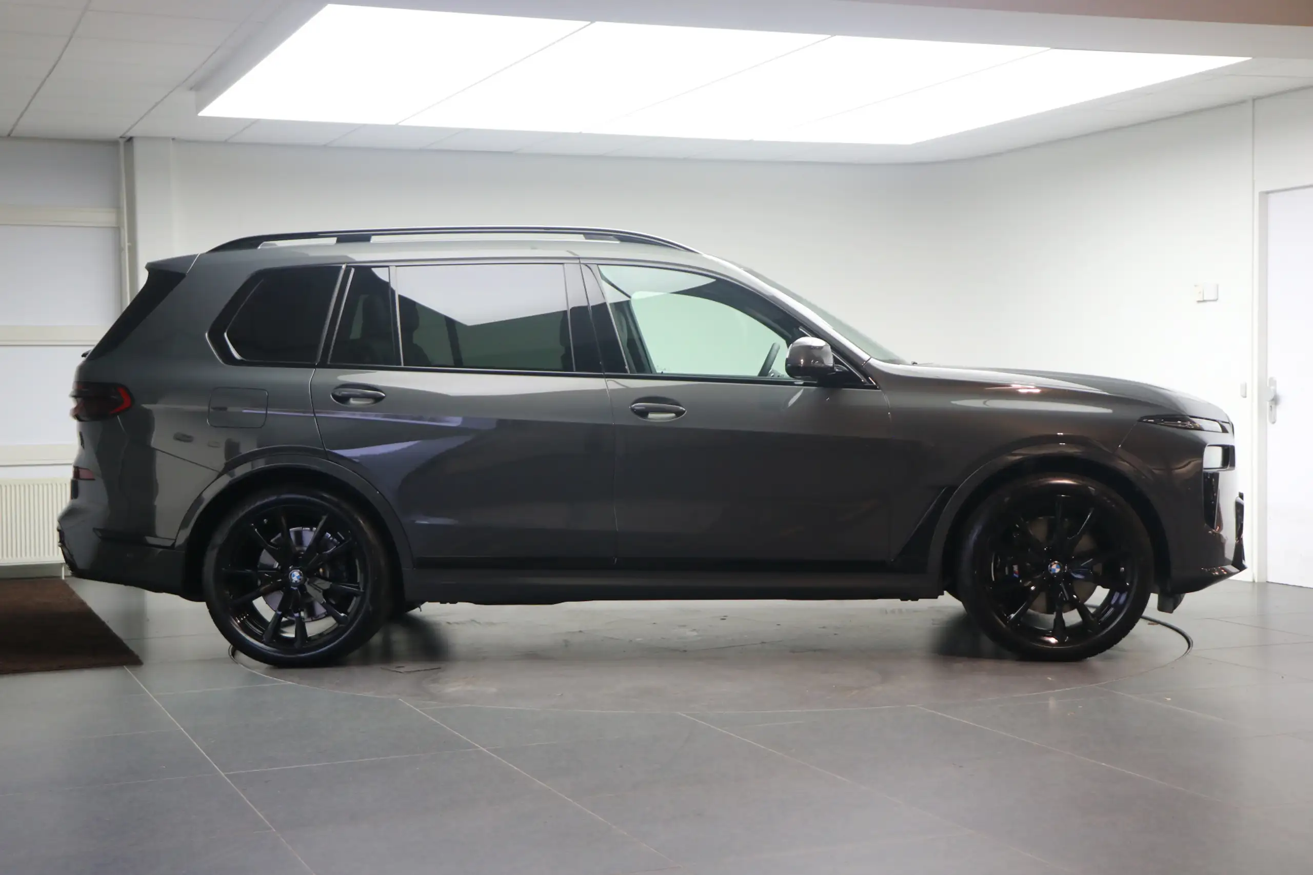 BMW - X7