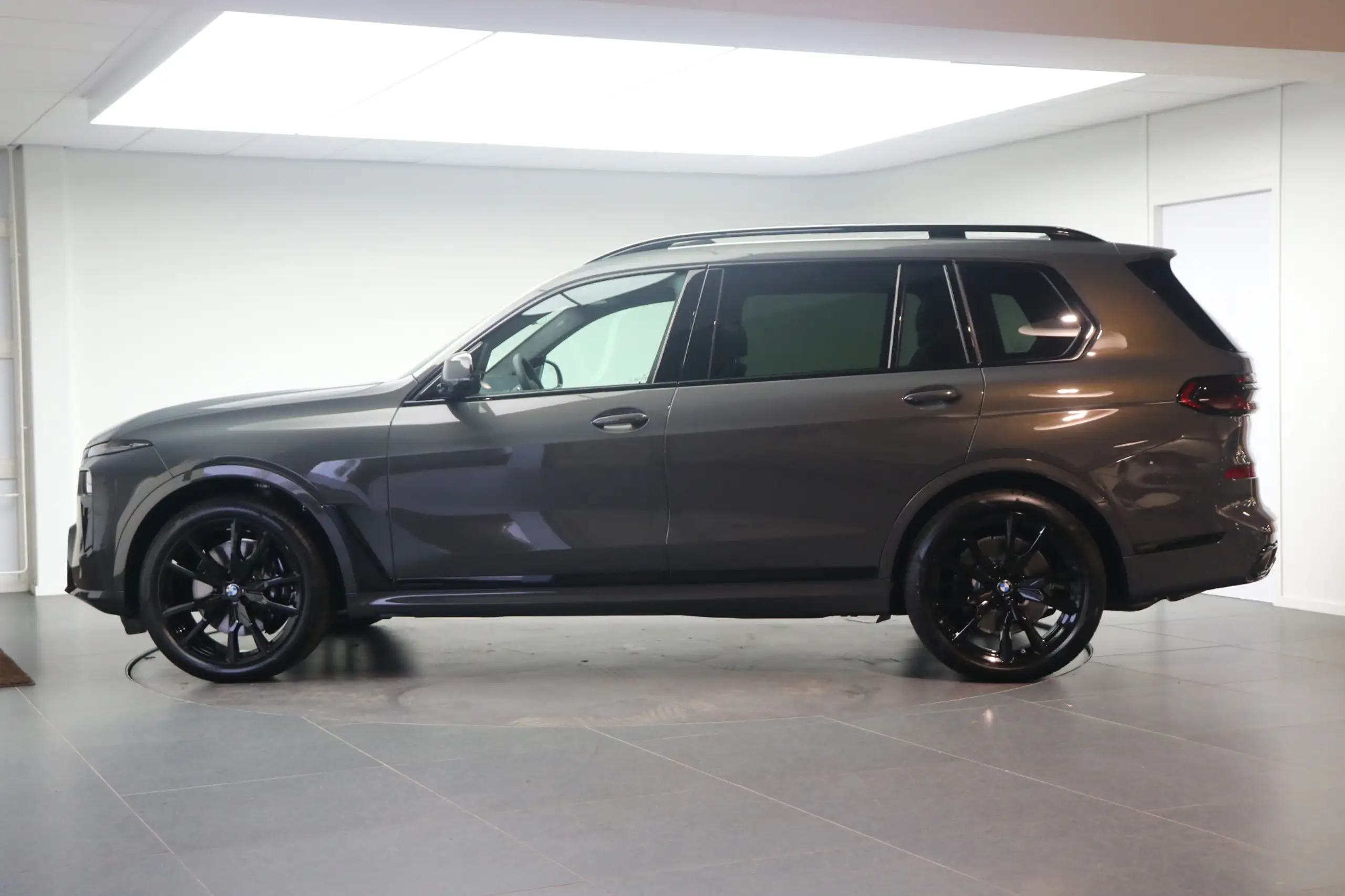 BMW - X7