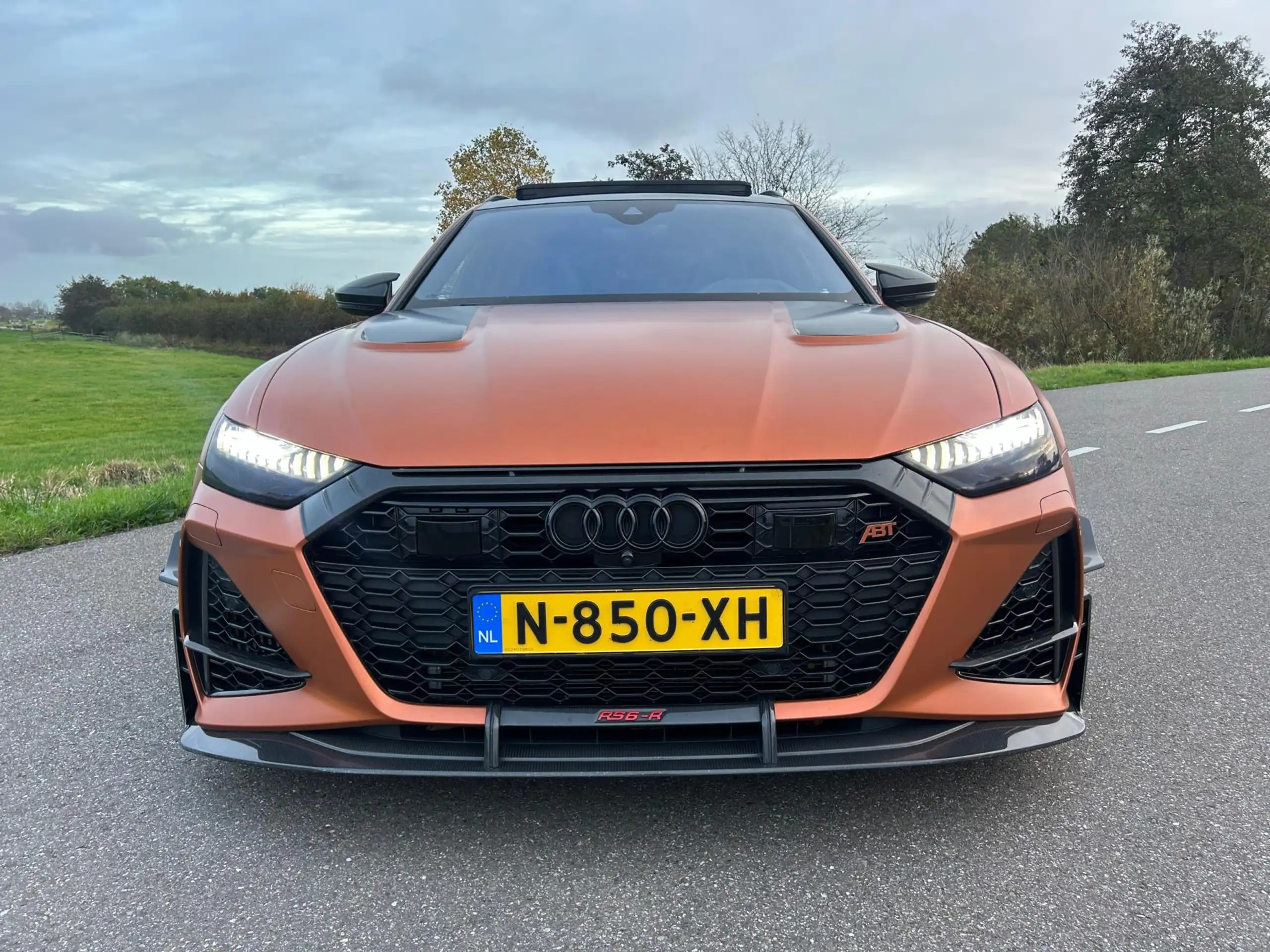 Audi - RS6