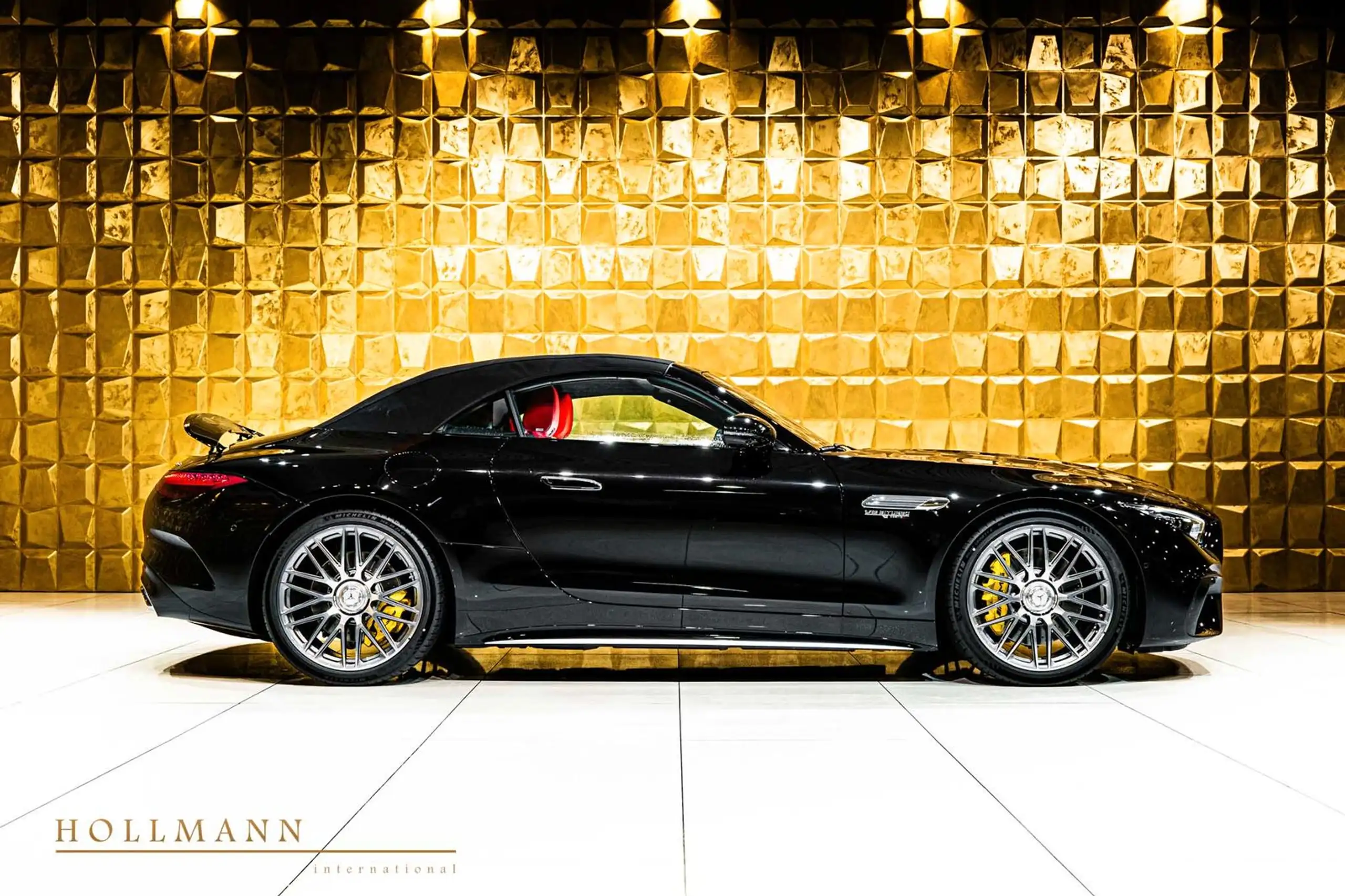 Mercedes-Benz - SL 63 AMG