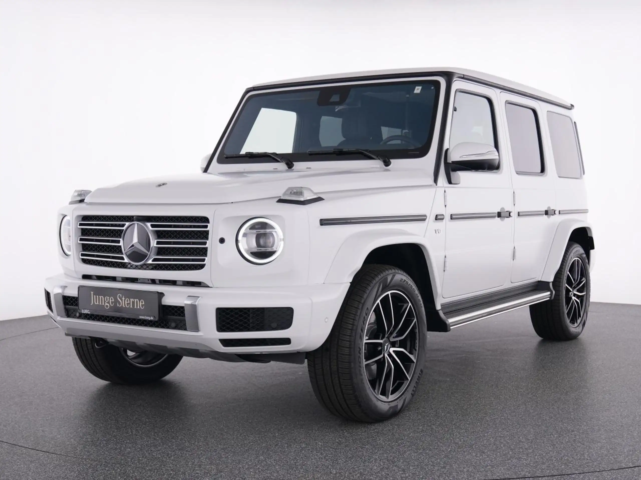 Mercedes-Benz - G 500