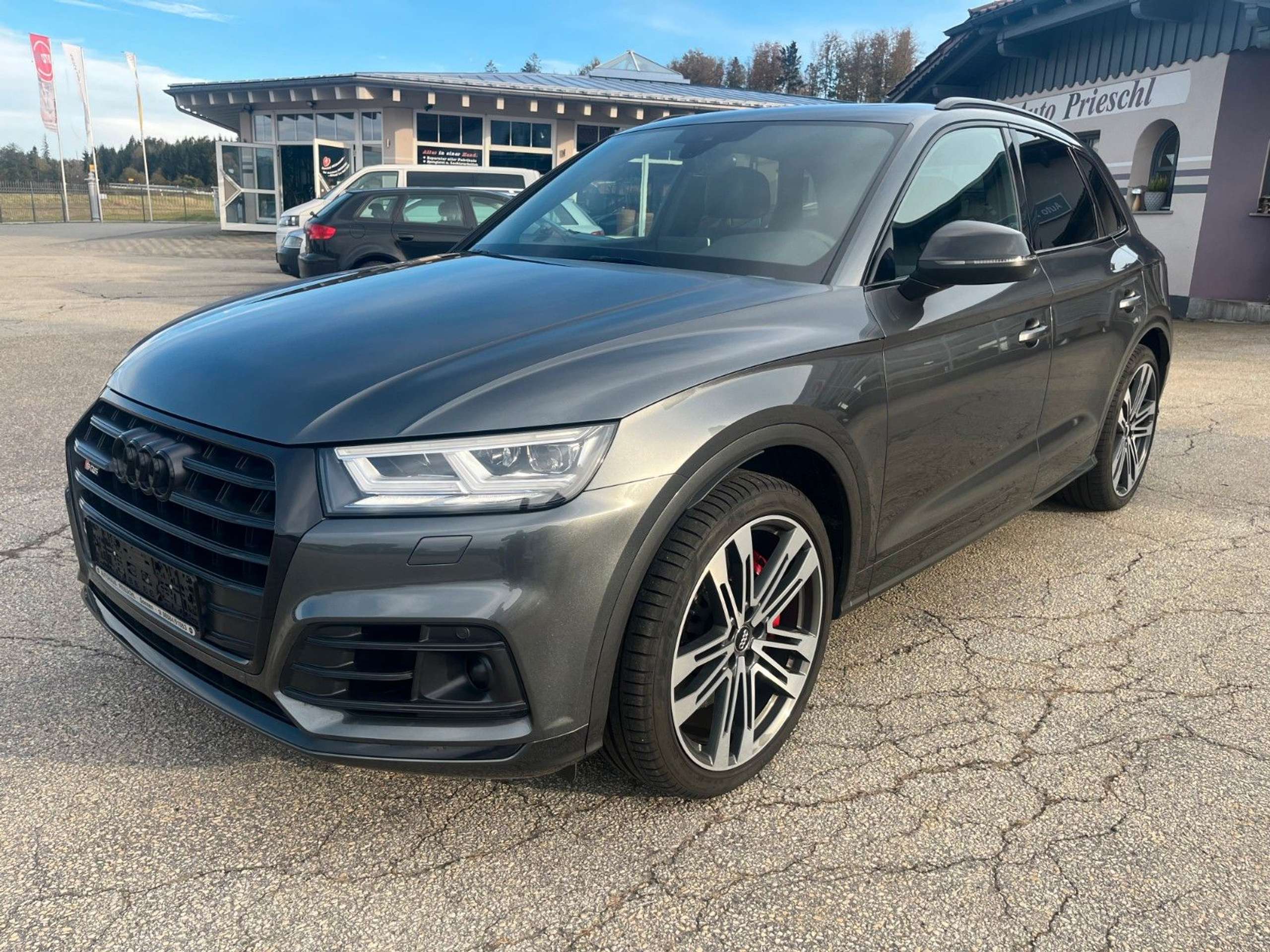 Audi - SQ5